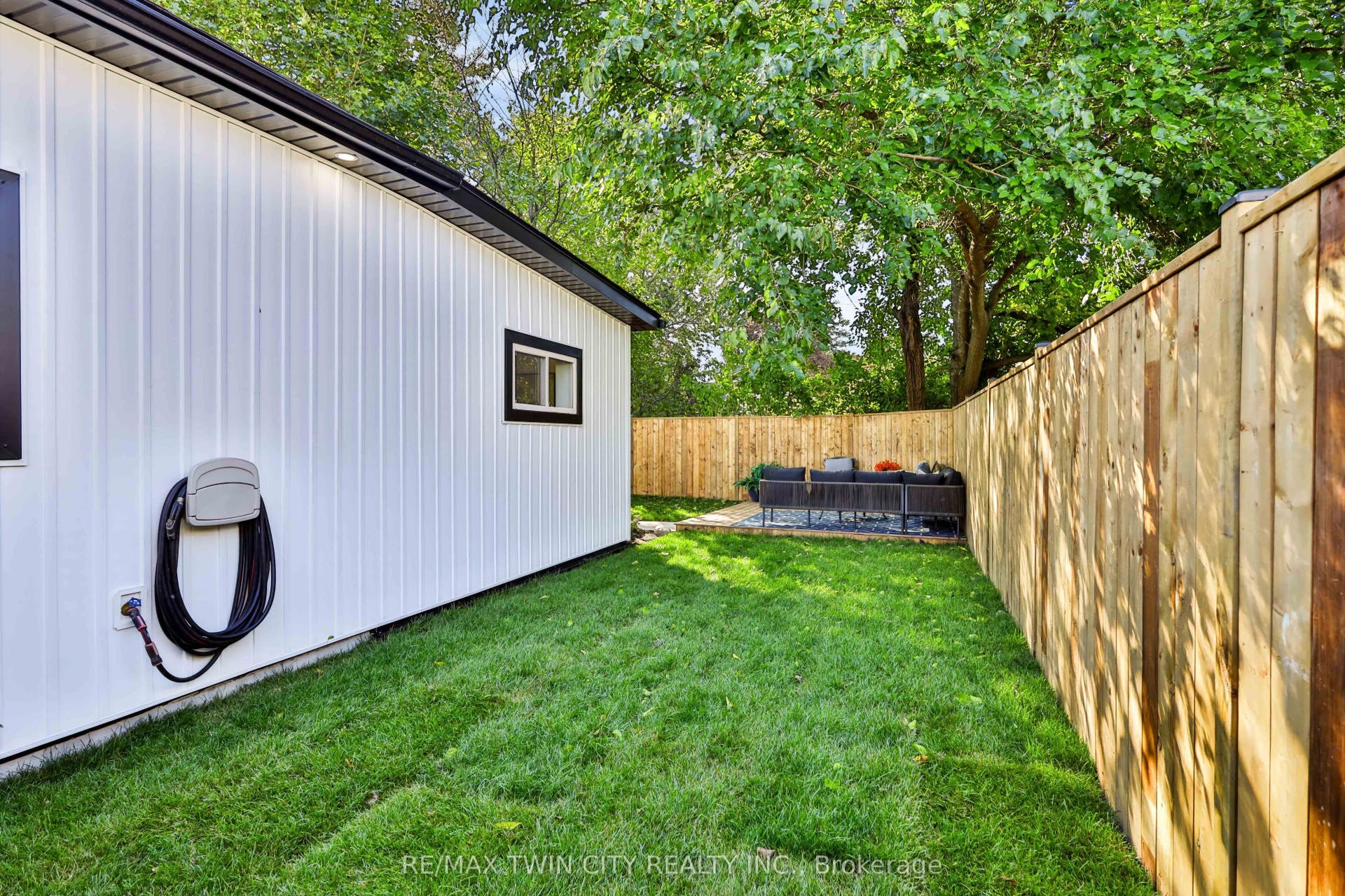 9 Walter Street, Brantford, Brantford ON N3S 1N4