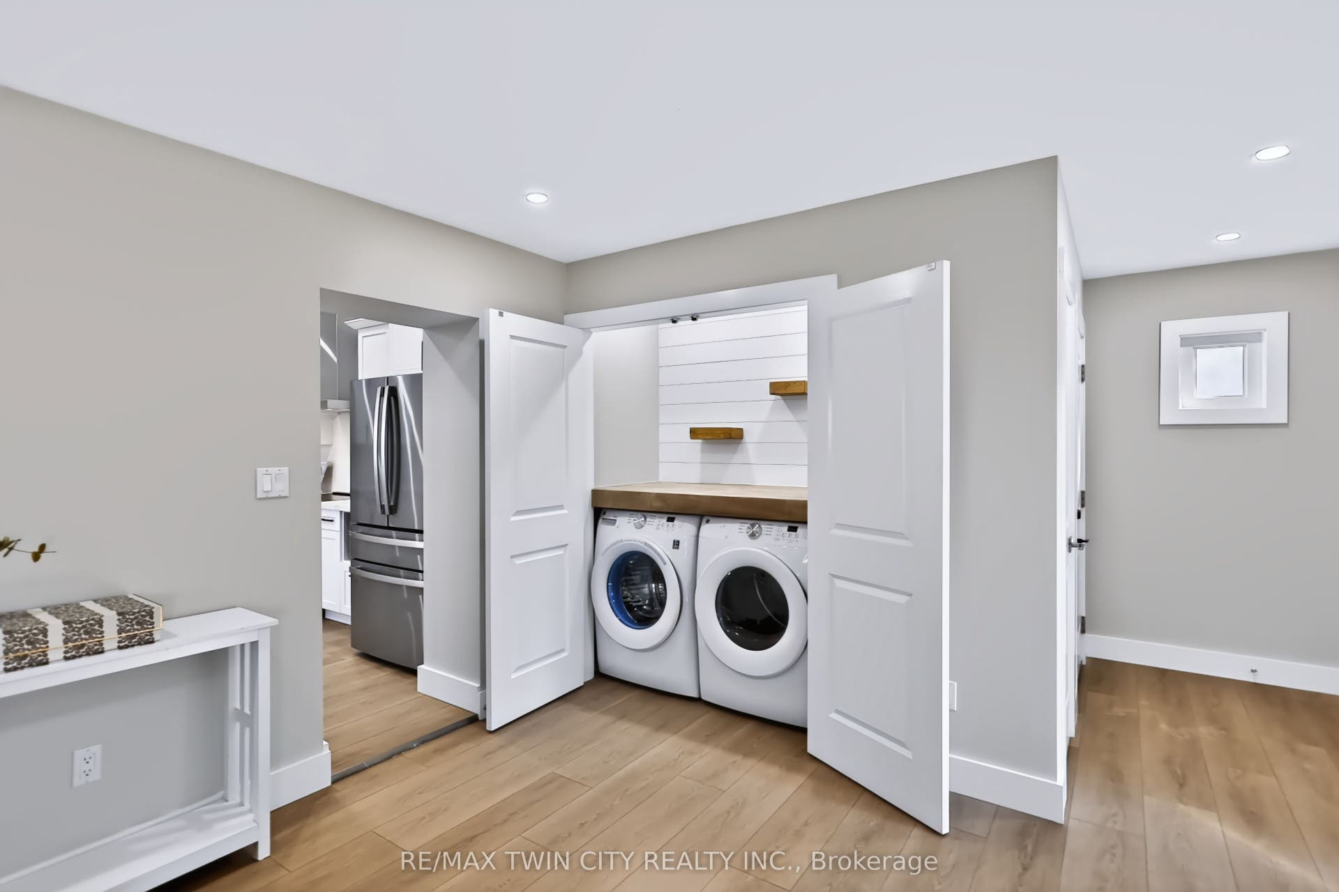 9 Walter Street, Brantford, Brantford ON N3S 1N4