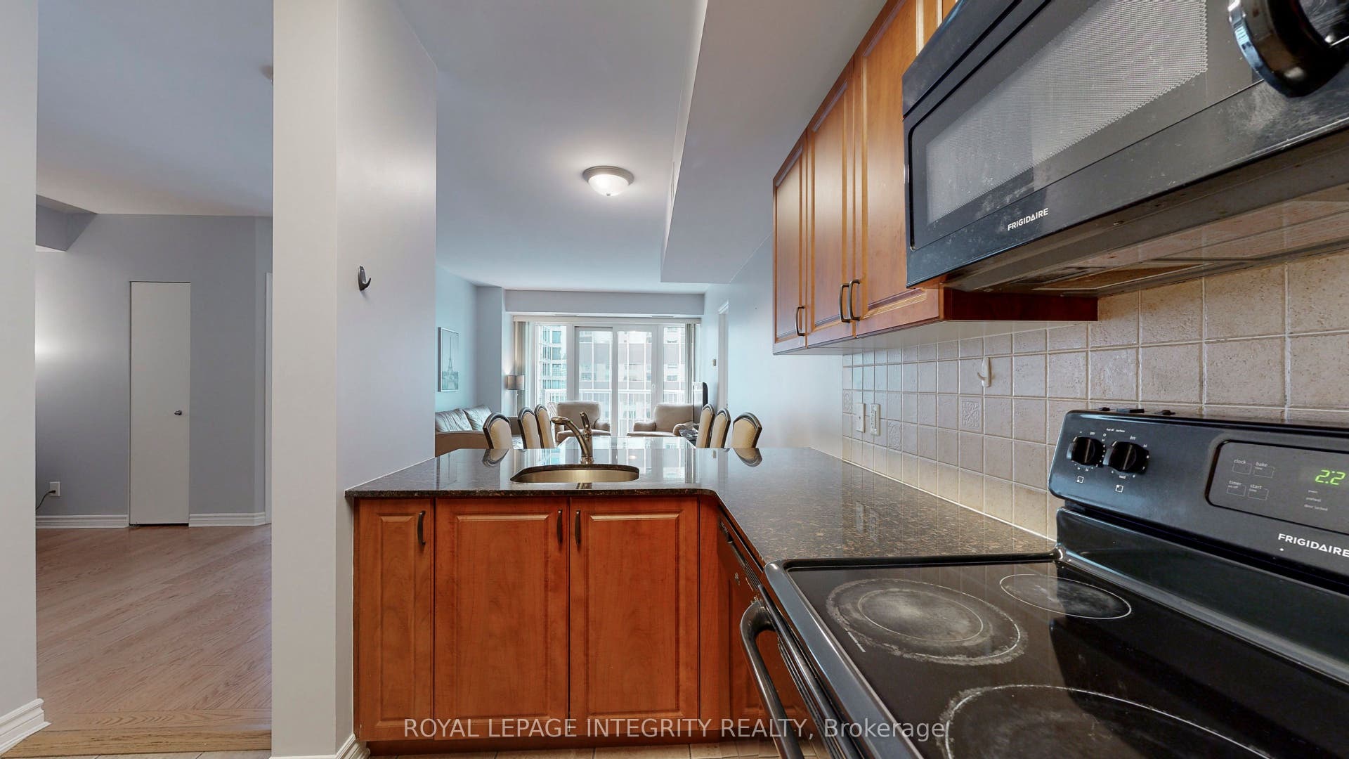 234 Rideau Street, #903, Lower Town - Sandy Hill, Ottawa ON K1N 0A9 234 Rideau Street, #903, Lower Town - Sandy Hill, Ottawa ON K1N 0A9