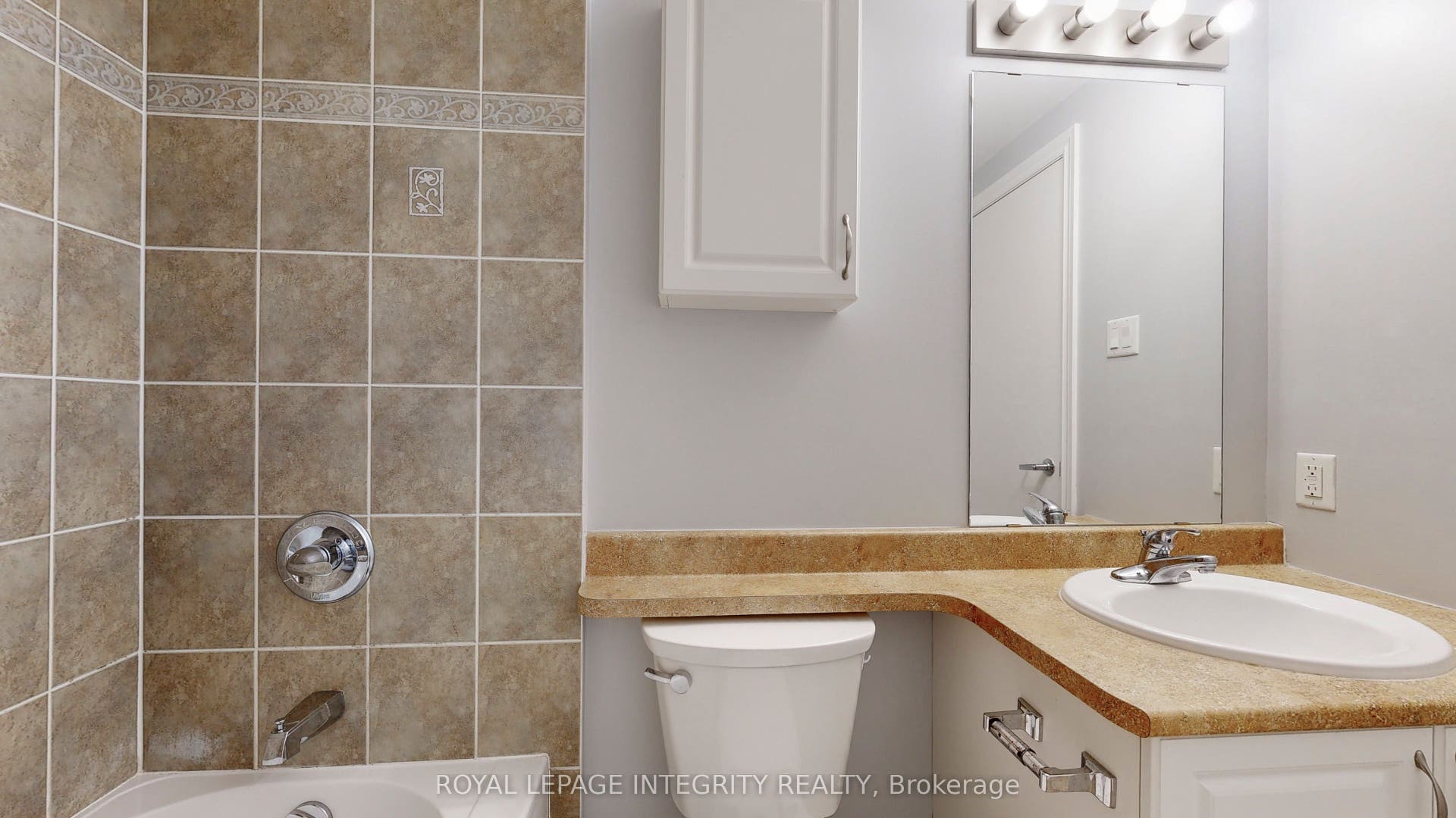 234 Rideau Street, #903, Lower Town - Sandy Hill, Ottawa ON K1N 0A9 234 Rideau Street, #903, Lower Town - Sandy Hill, Ottawa ON K1N 0A9
