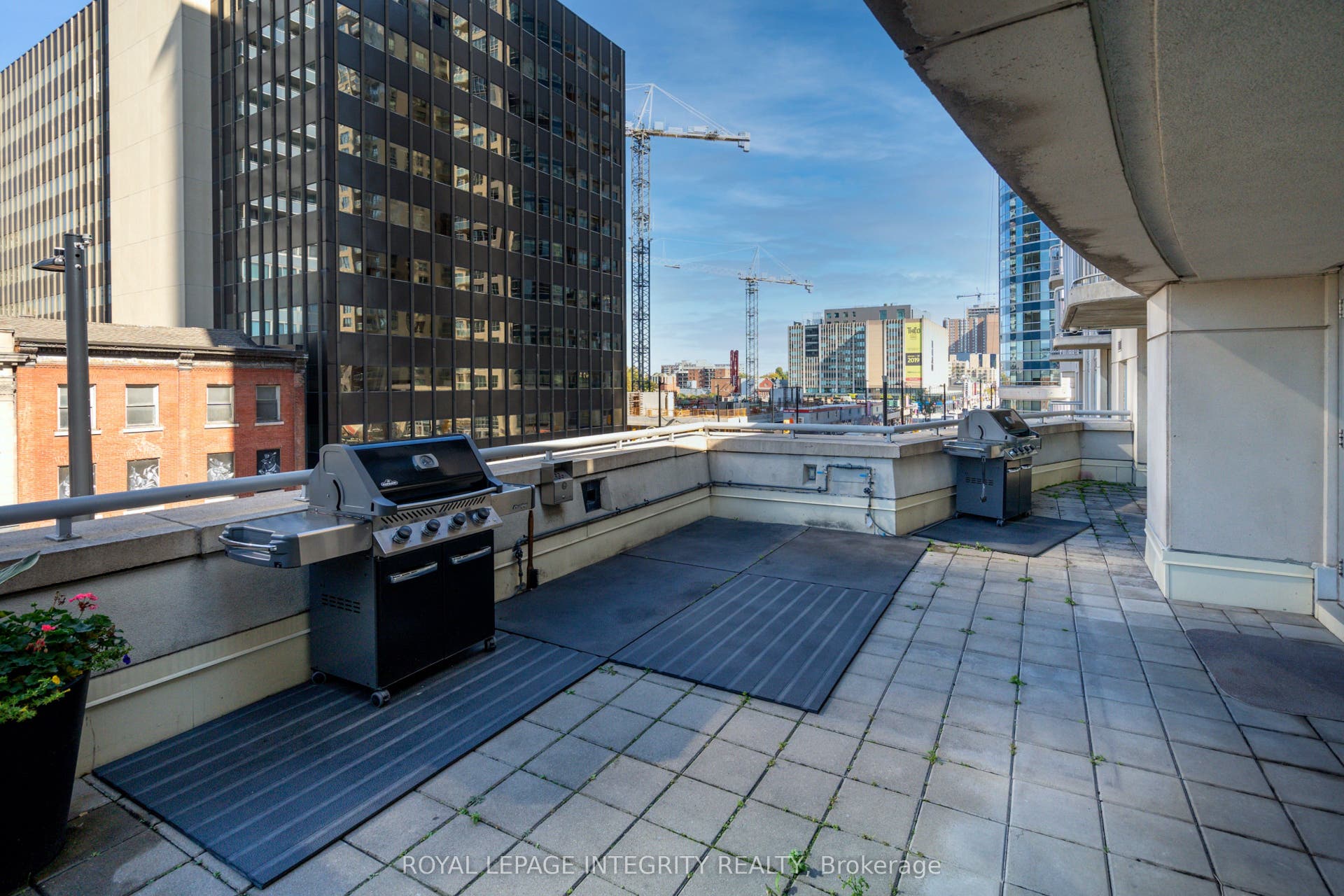 234 Rideau Street, #903, Lower Town - Sandy Hill, Ottawa ON K1N 0A9 234 Rideau Street, #903, Lower Town - Sandy Hill, Ottawa ON K1N 0A9
