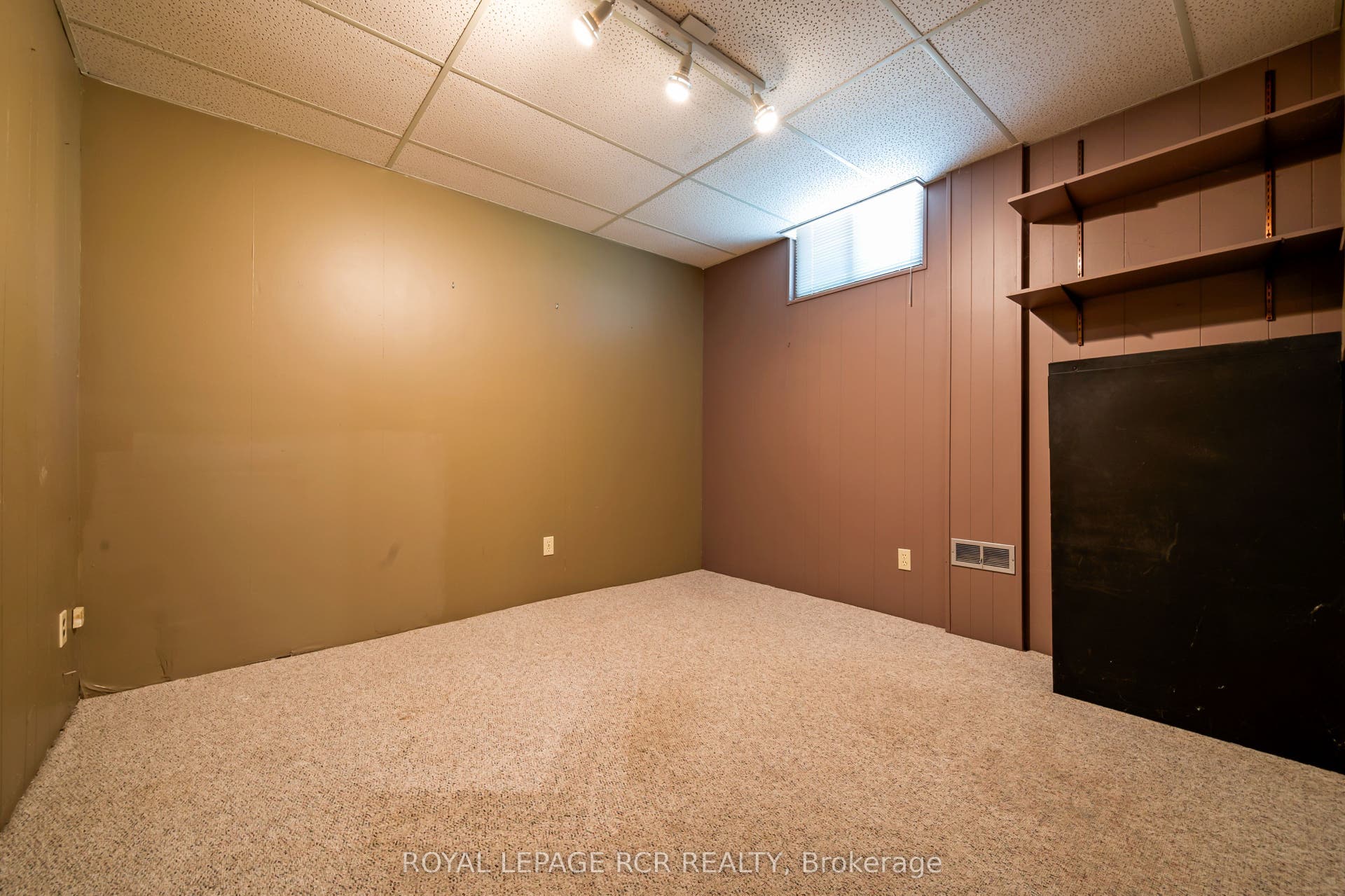 137 White Pine Crescent, Waterloo, Waterloo ON N2V 1B3 137 White Pine Crescent, Waterloo, Waterloo ON N2V 1B3