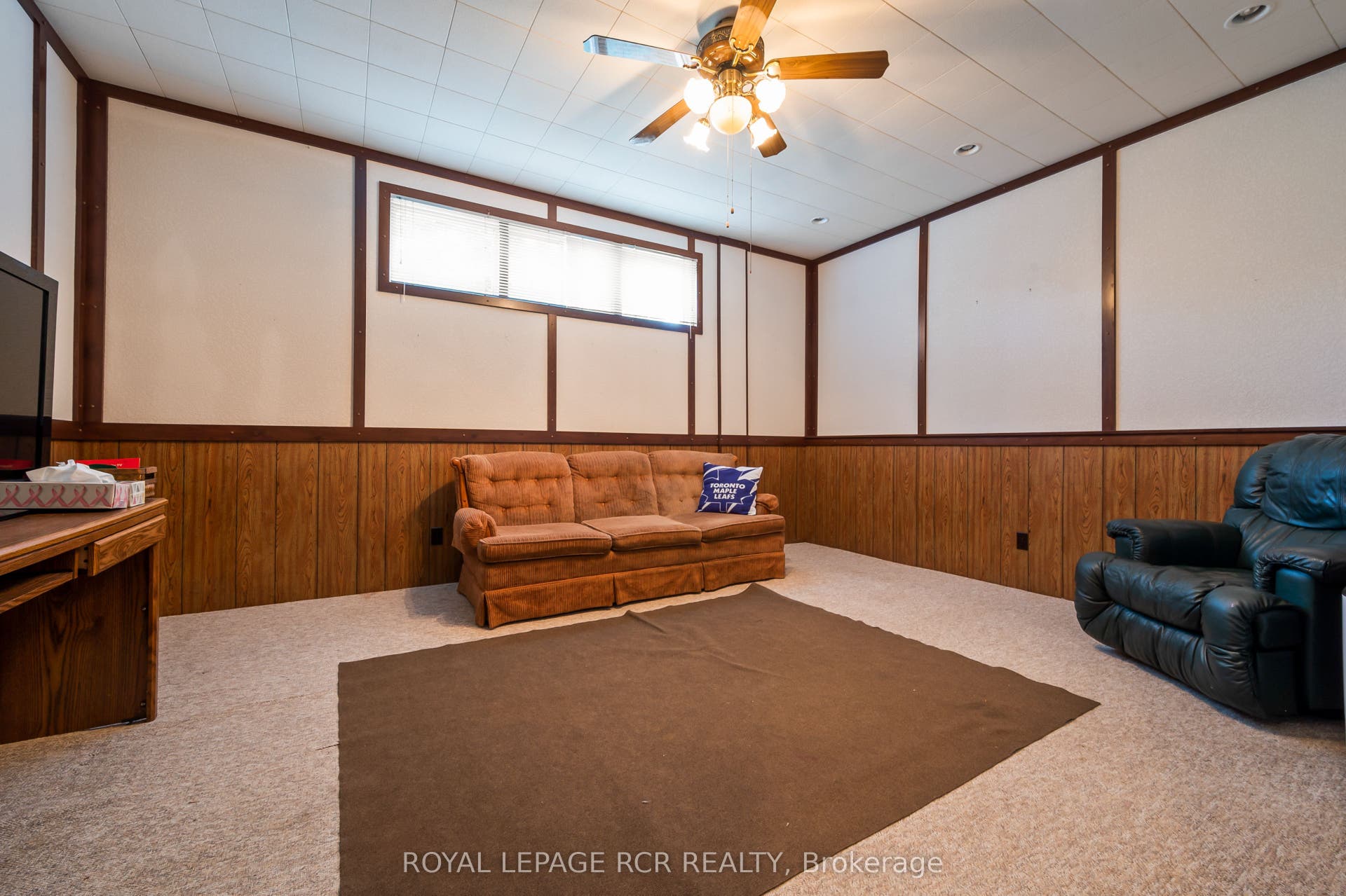 137 White Pine Crescent, Waterloo, Waterloo ON N2V 1B3 137 White Pine Crescent, Waterloo, Waterloo ON N2V 1B3