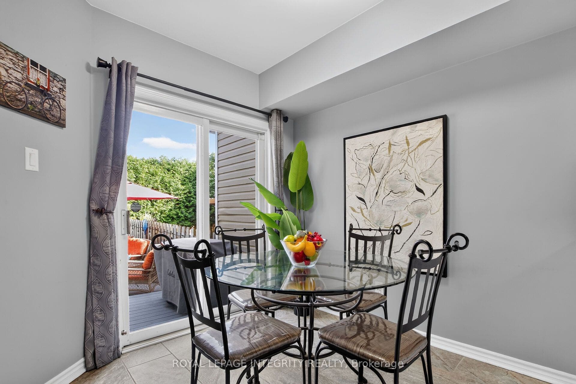 1 Chantilly Gate, Stittsville - Munster - Richmond, Ottawa ON K2S 2B2