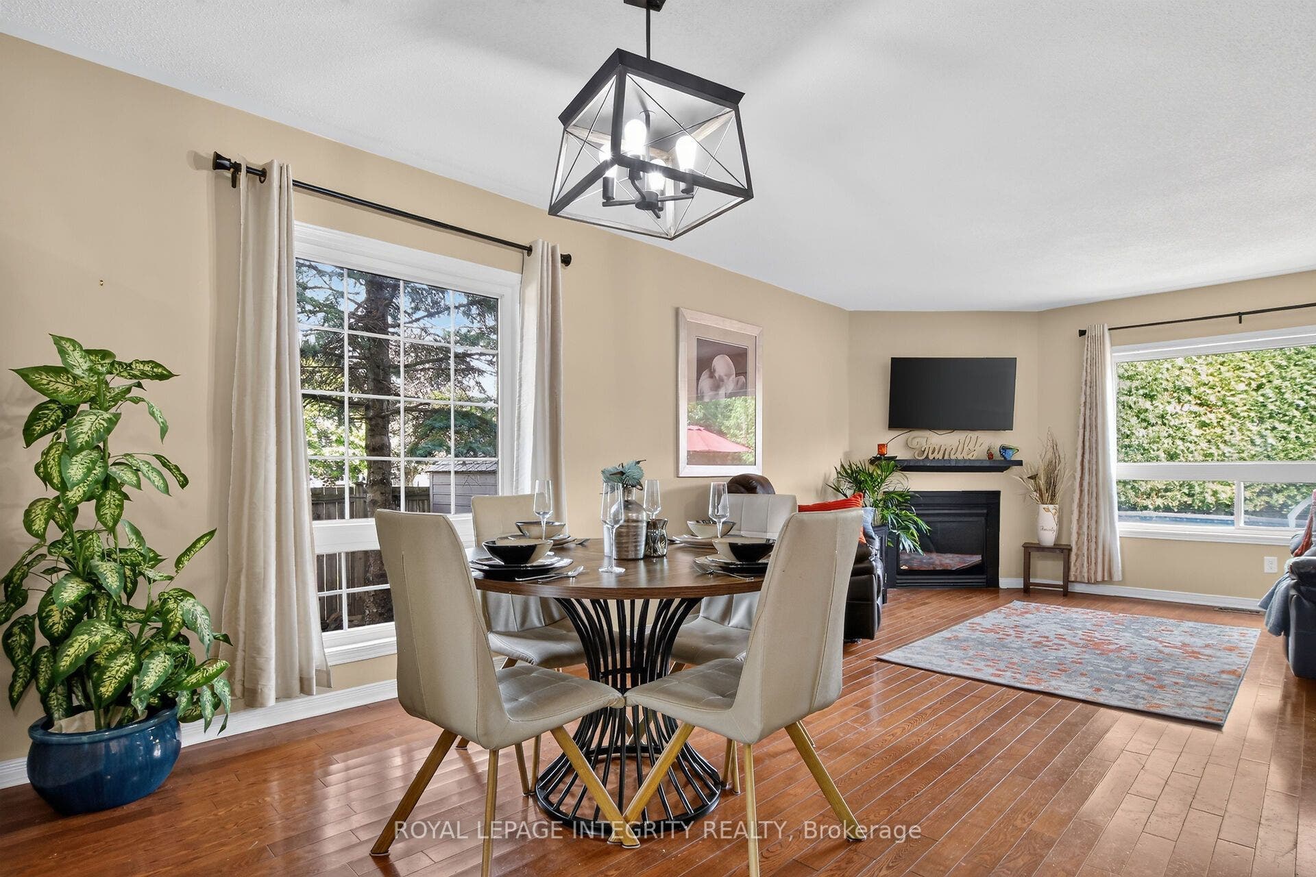 1 Chantilly Gate, Stittsville - Munster - Richmond, Ottawa ON K2S 2B2