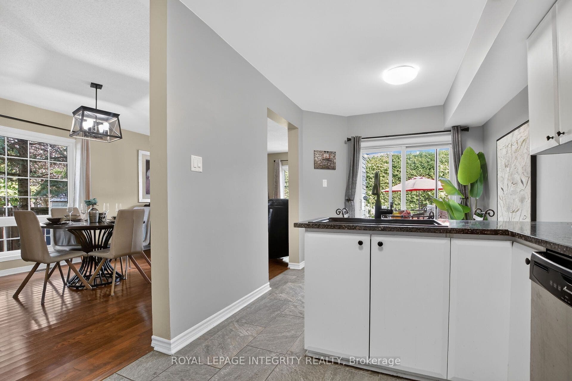 1 Chantilly Gate, Stittsville - Munster - Richmond, Ottawa ON K2S 2B2