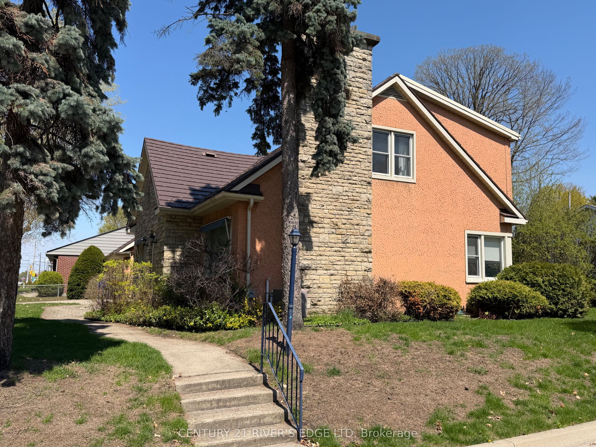 67 North Augusta Road, Brockville, Leeds And Grenville ON K6V 2X7