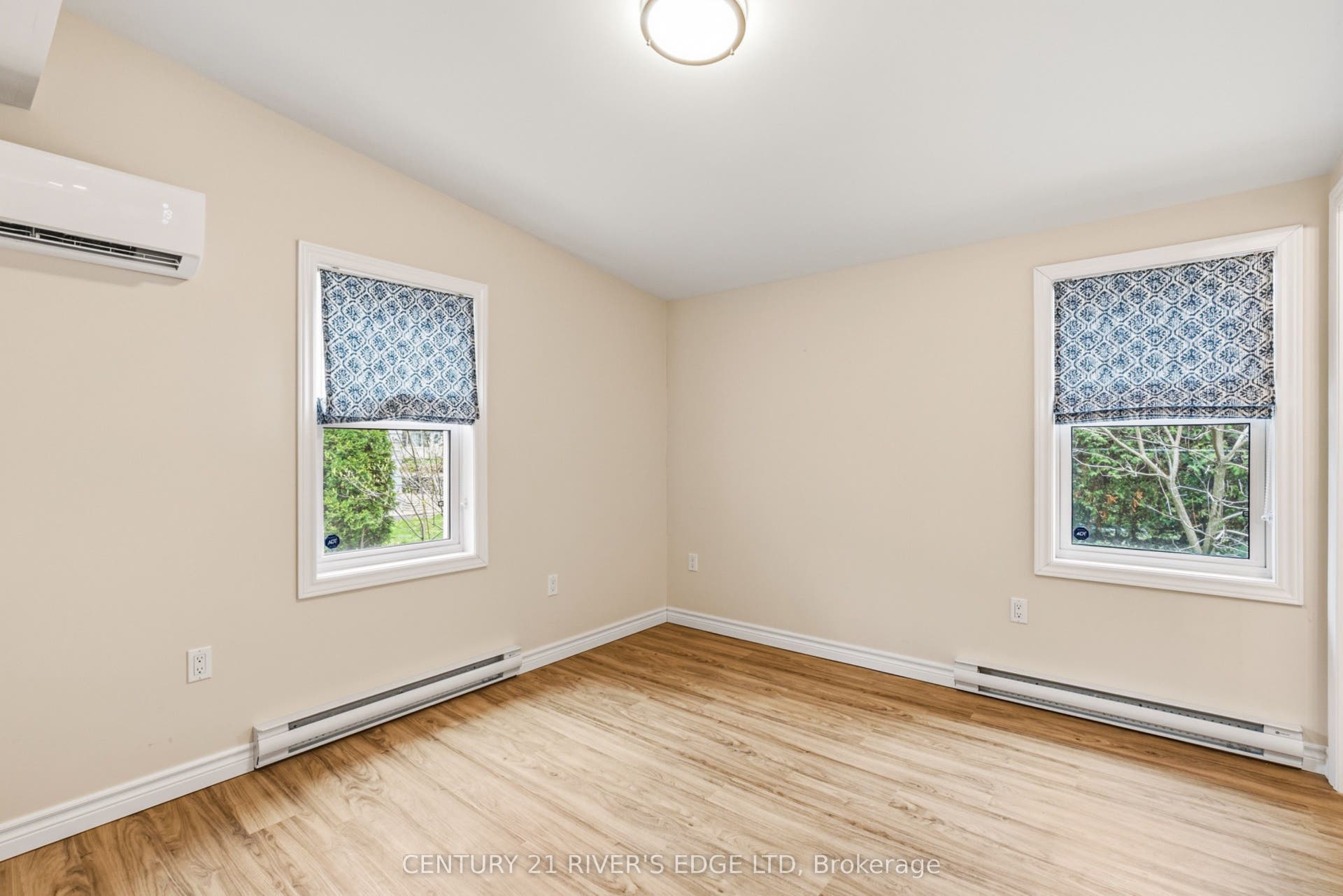 Main floor bedrm