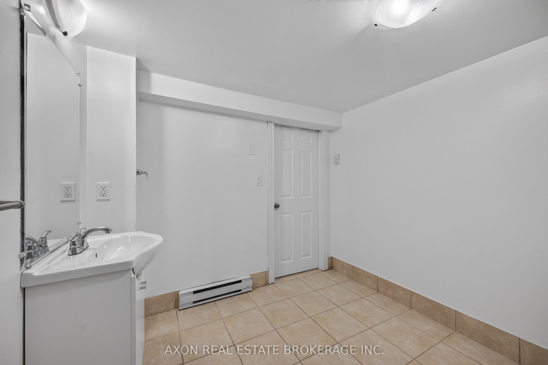 497 Alfred Street, Kingston, Frontenac ON K7K 4J4