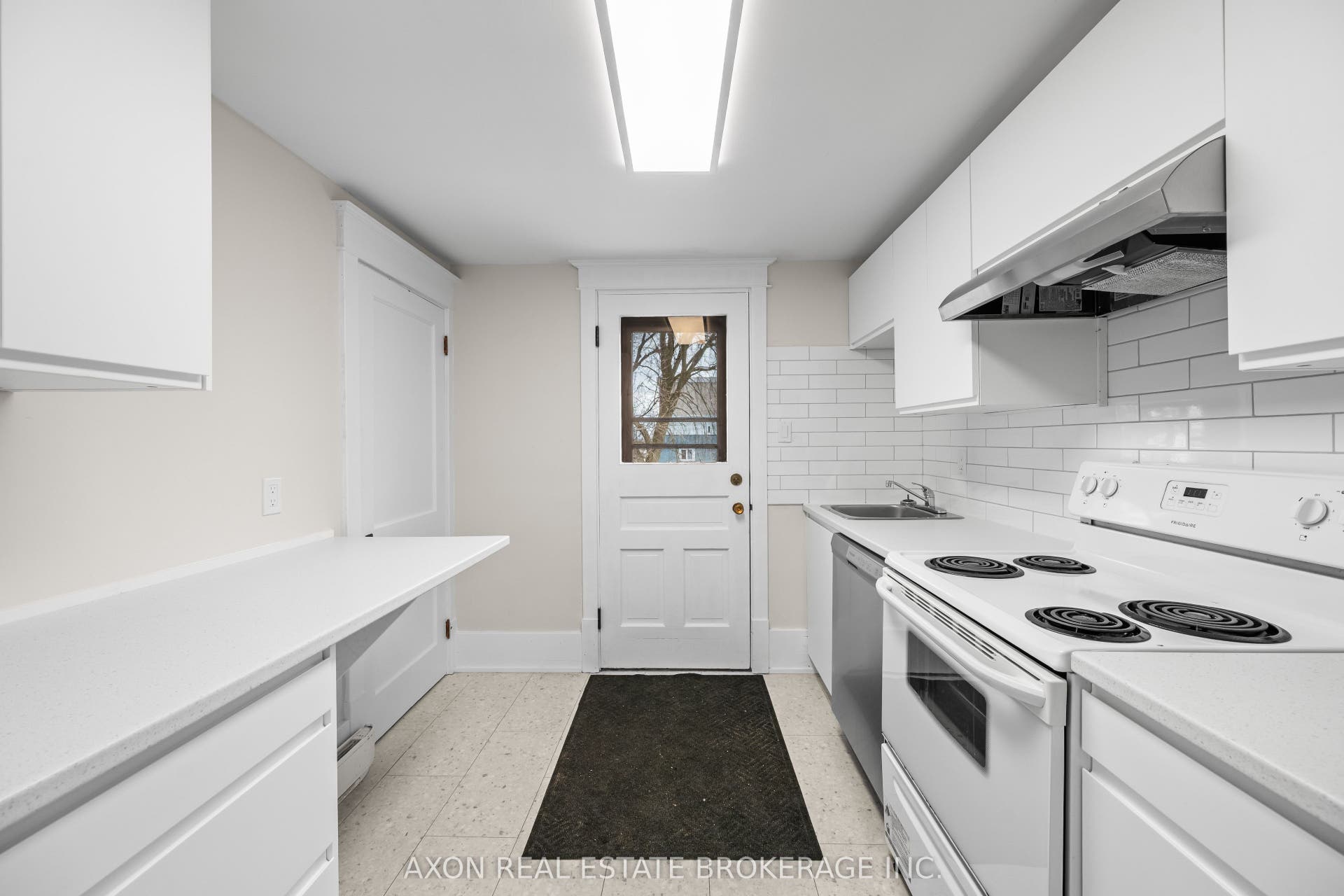 497 Alfred Street, Kingston, Frontenac ON K7K 4J4