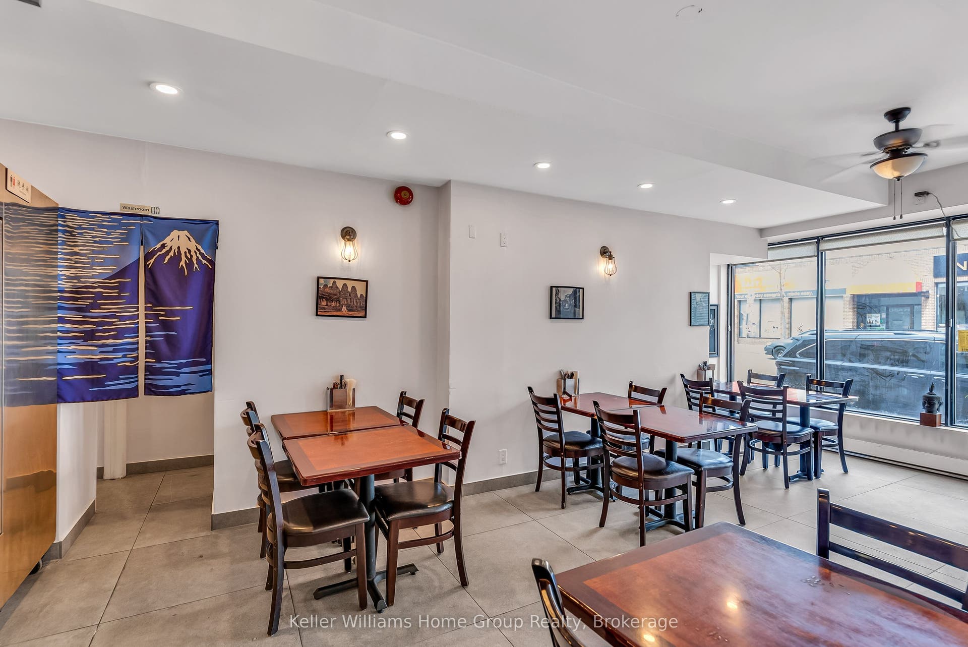 45 Cork Street E, #1B, Guelph, Wellington ON N1H 2Z3 45 Cork Street E, #1B, Guelph, Wellington ON N1H 2Z3