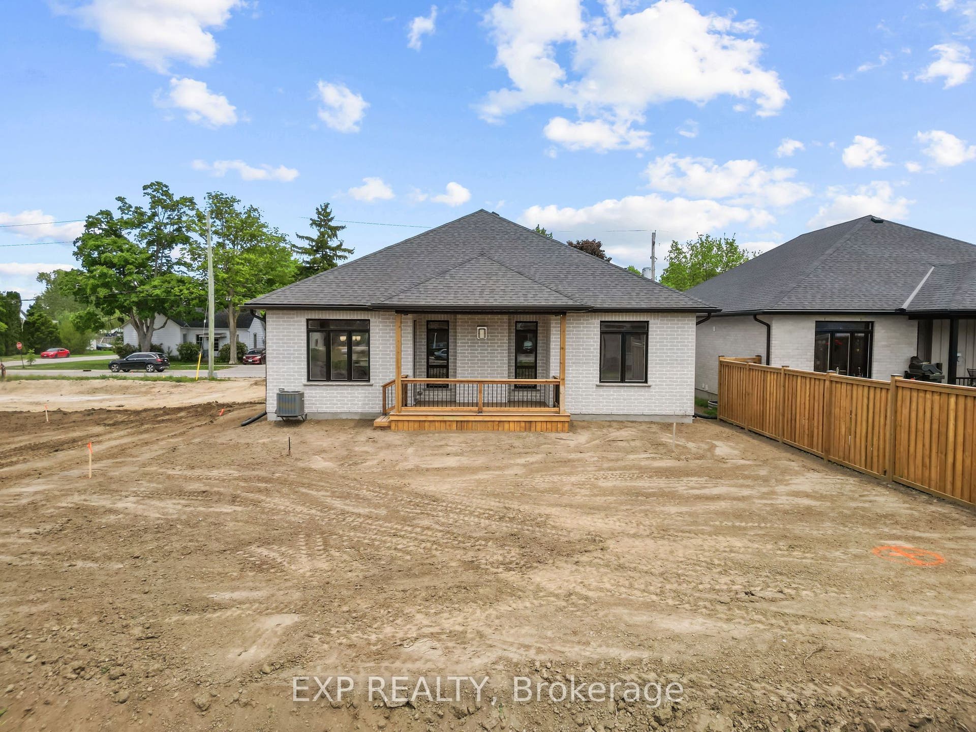 404 Erie Street, Warwick, Lambton ON N0M 2S0
