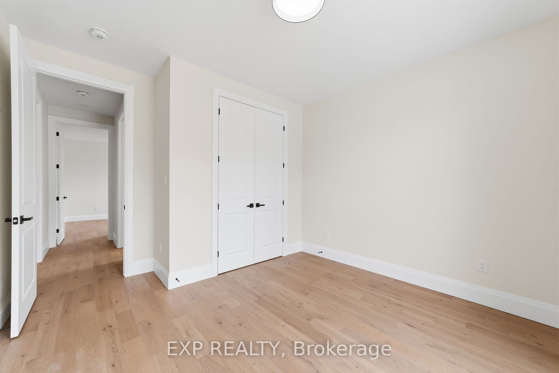 404 Erie Street, Warwick, Lambton ON N0M 2S0