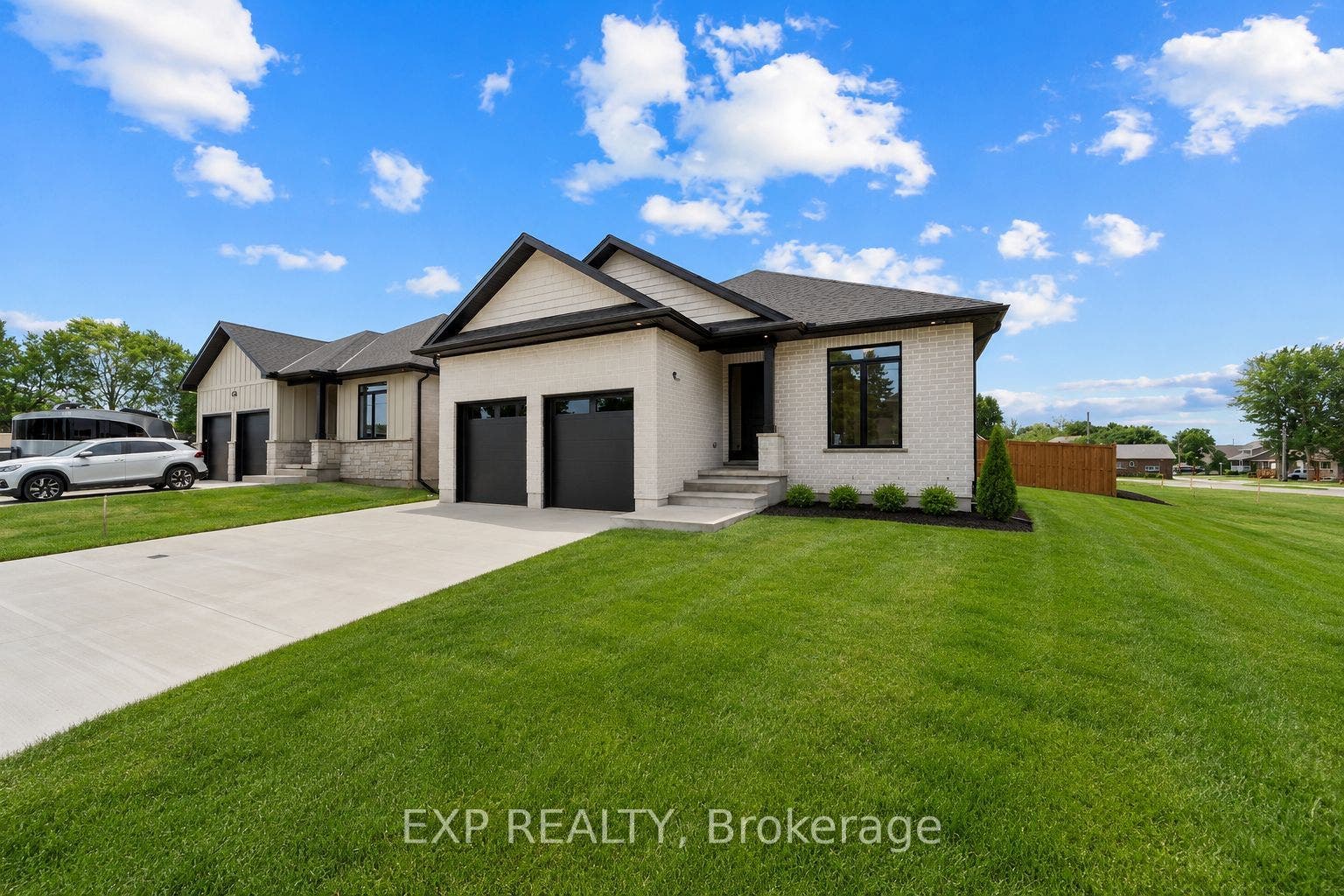 404 Erie Street, Warwick, Lambton ON N0M 2S0
