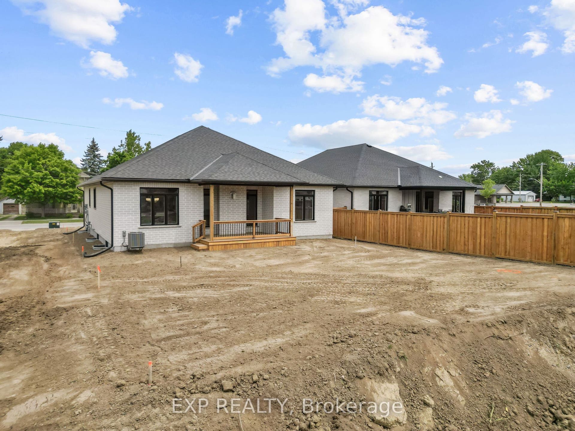 404 Erie Street, Warwick, Lambton ON N0M 2S0
