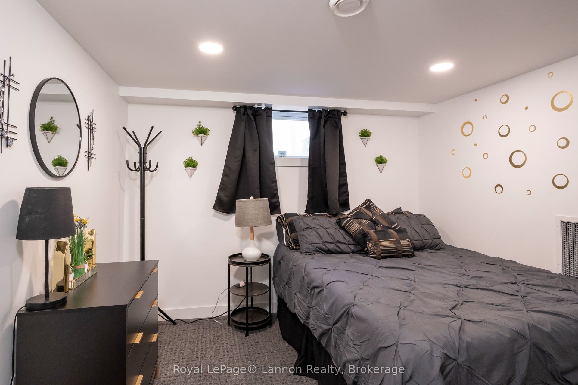 234 Amelia St Street E, Thunder Bay, Thunder Bay ON P7E 3Z7