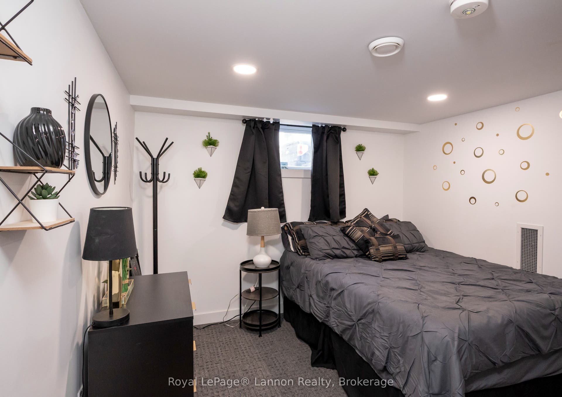234 Amelia St Street E, Thunder Bay, Thunder Bay ON P7E 3Z7