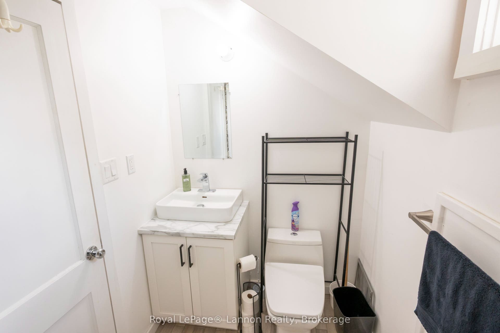 234 Amelia St Street E, Thunder Bay, Thunder Bay ON P7E 3Z7