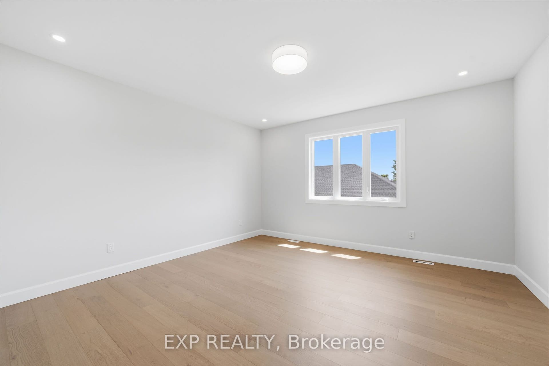 253 John Street, Warwick, Lambton ON N0M 2S0
