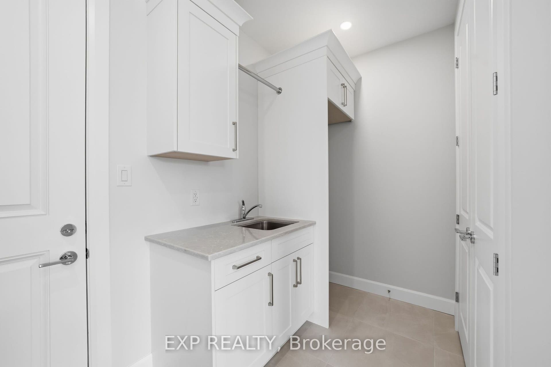 253 John Street, Warwick, Lambton ON N0M 2S0