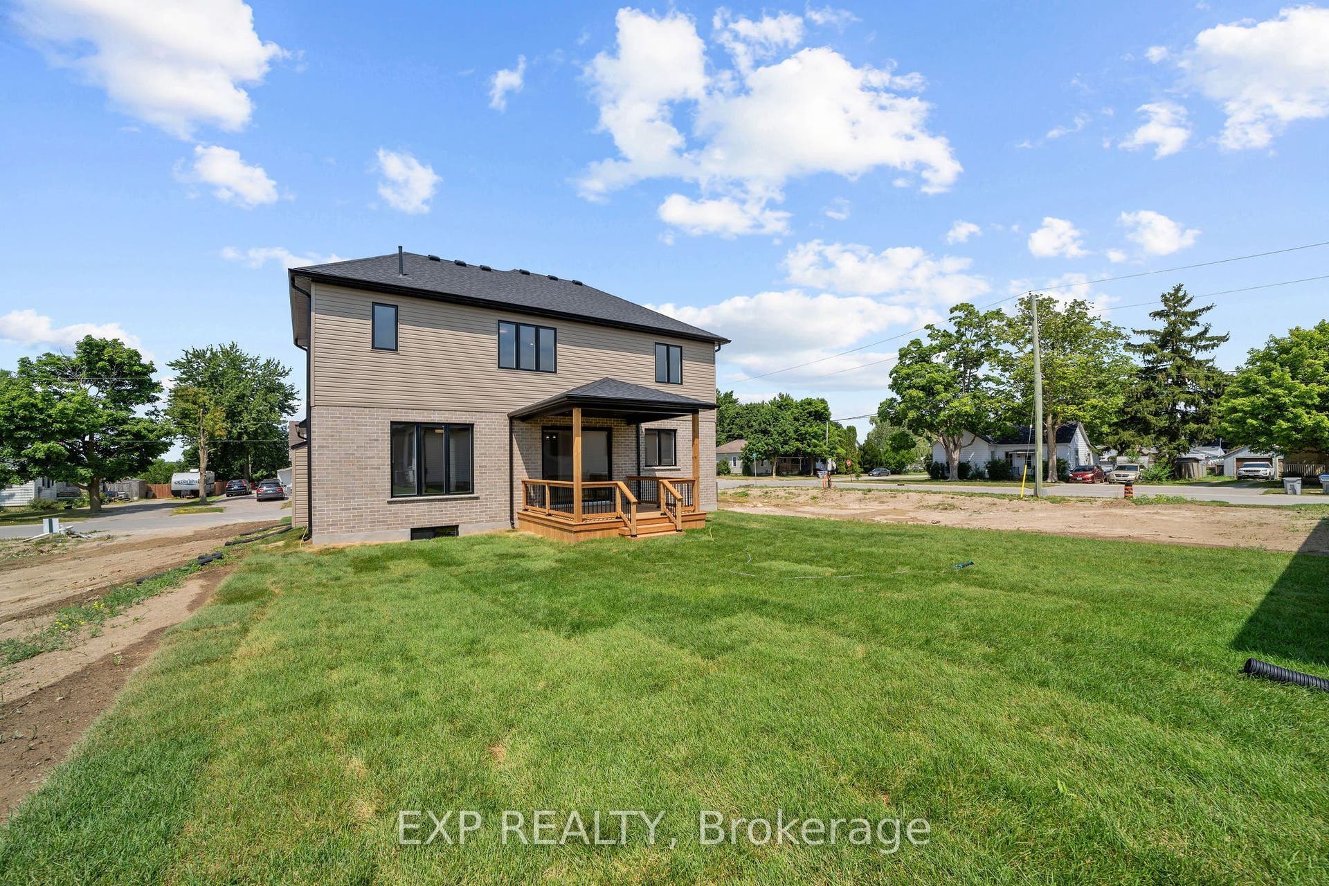 253 John Street, Warwick, Lambton ON N0M 2S0