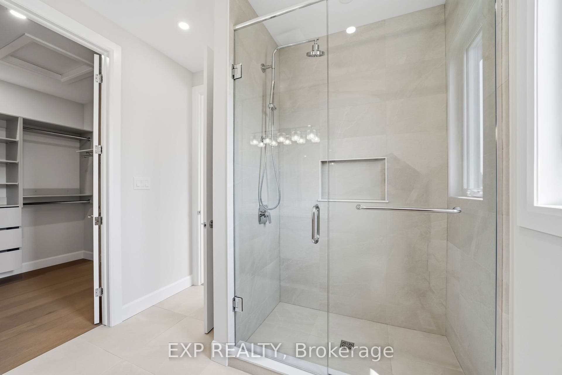 253 John Street, Warwick, Lambton ON N0M 2S0