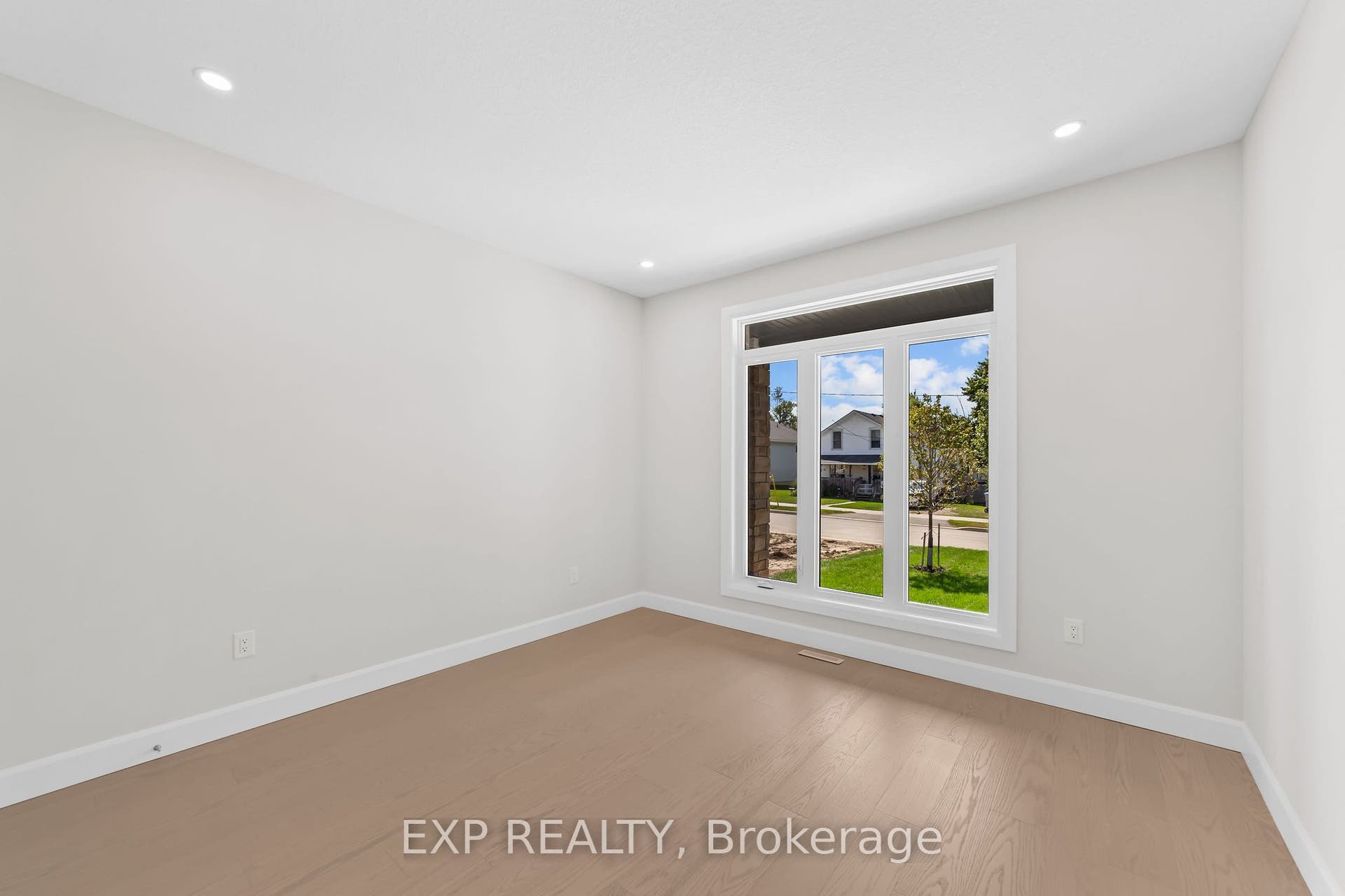 409 Ontario Street, Warwick, Lambton ON N0M 2S0