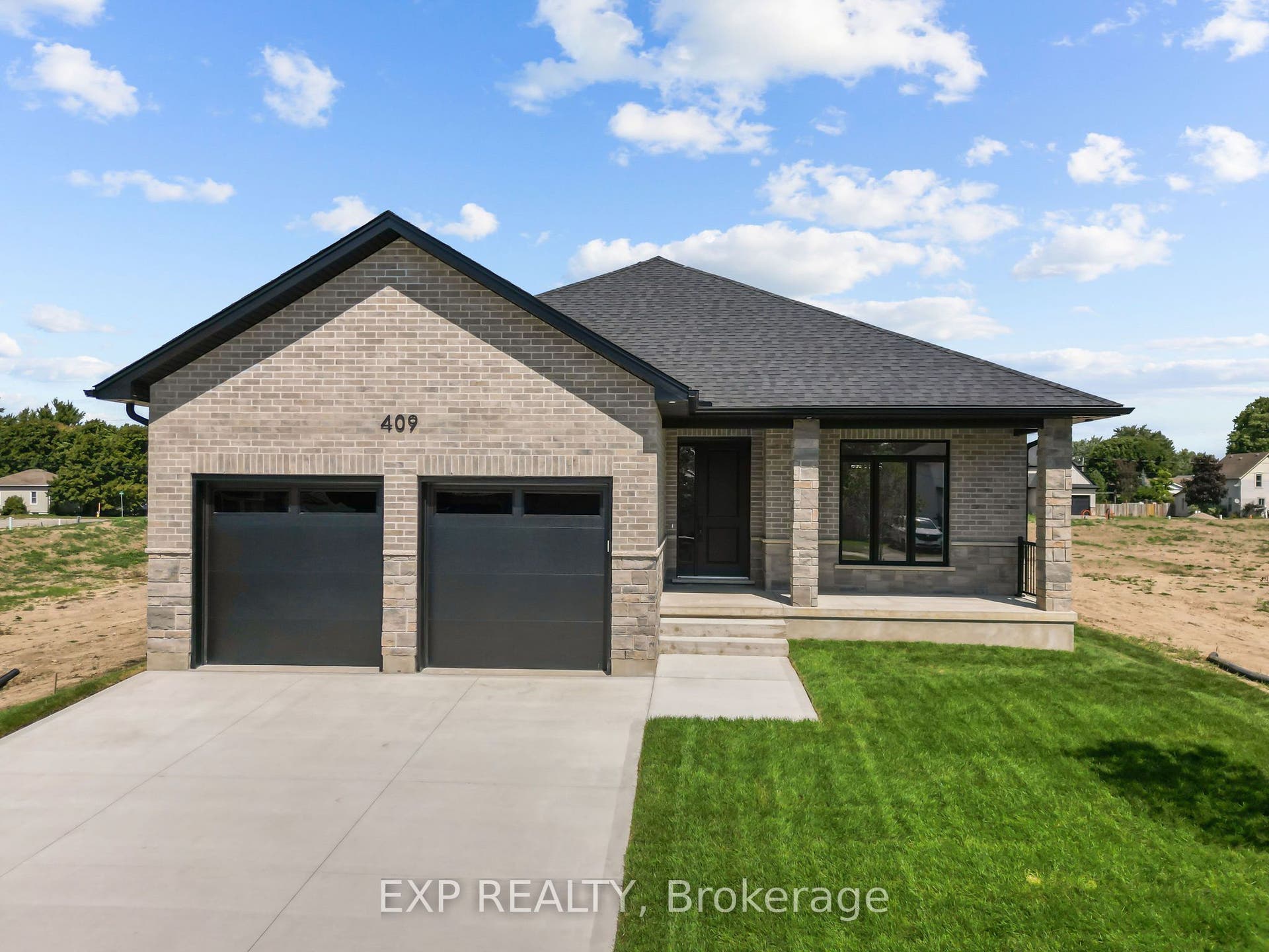 409 Ontario Street, Warwick, Lambton ON N0M 2S0