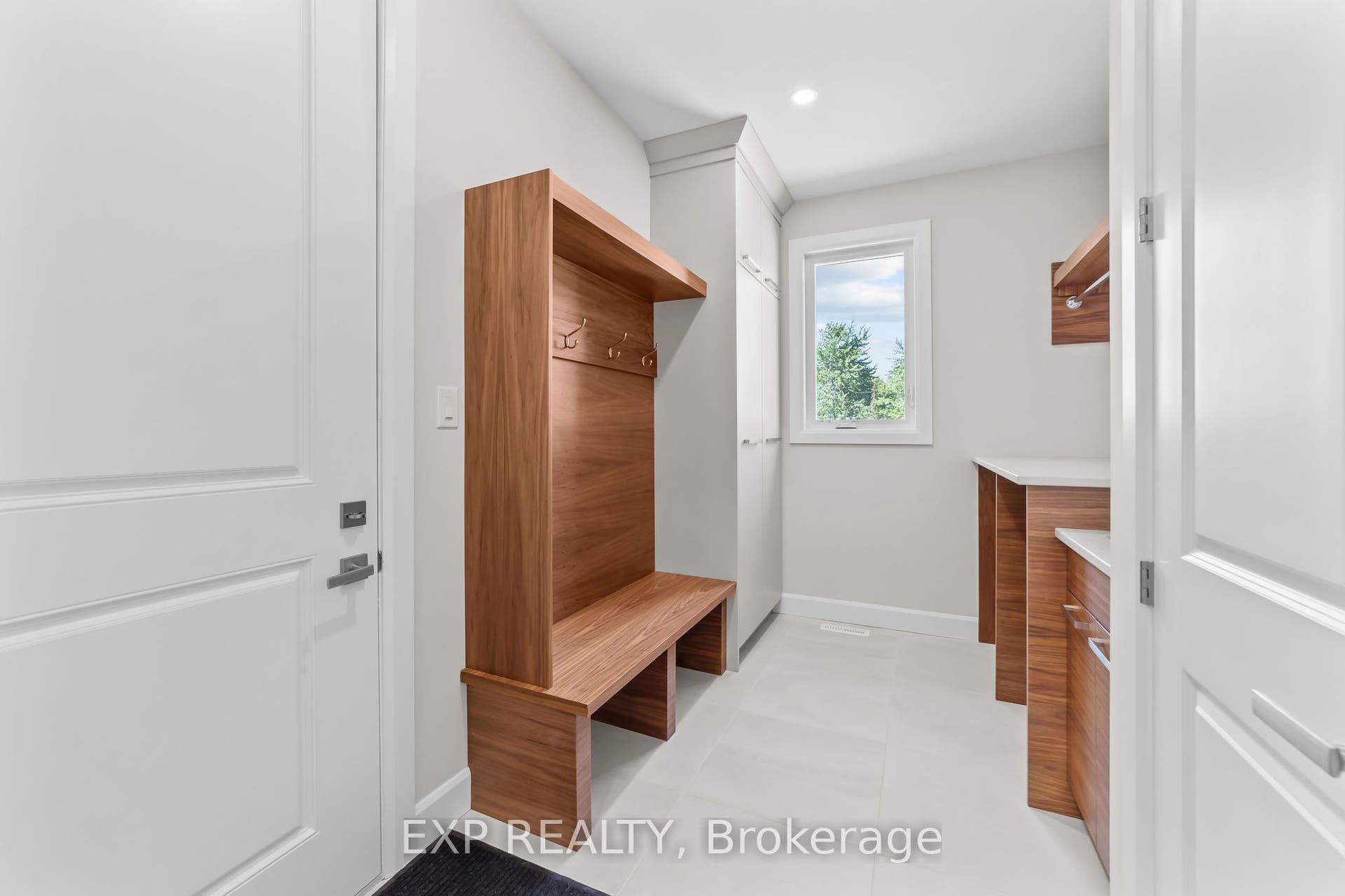 409 Ontario Street, Warwick, Lambton ON N0M 2S0