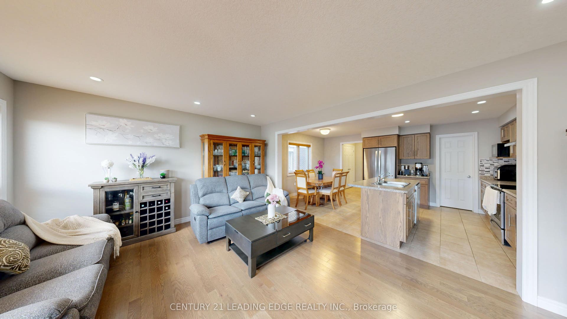 80 Keating Street, Guelph, Wellington ON N1E 7G1 80 Keating Street, Guelph, Wellington ON N1E 7G1