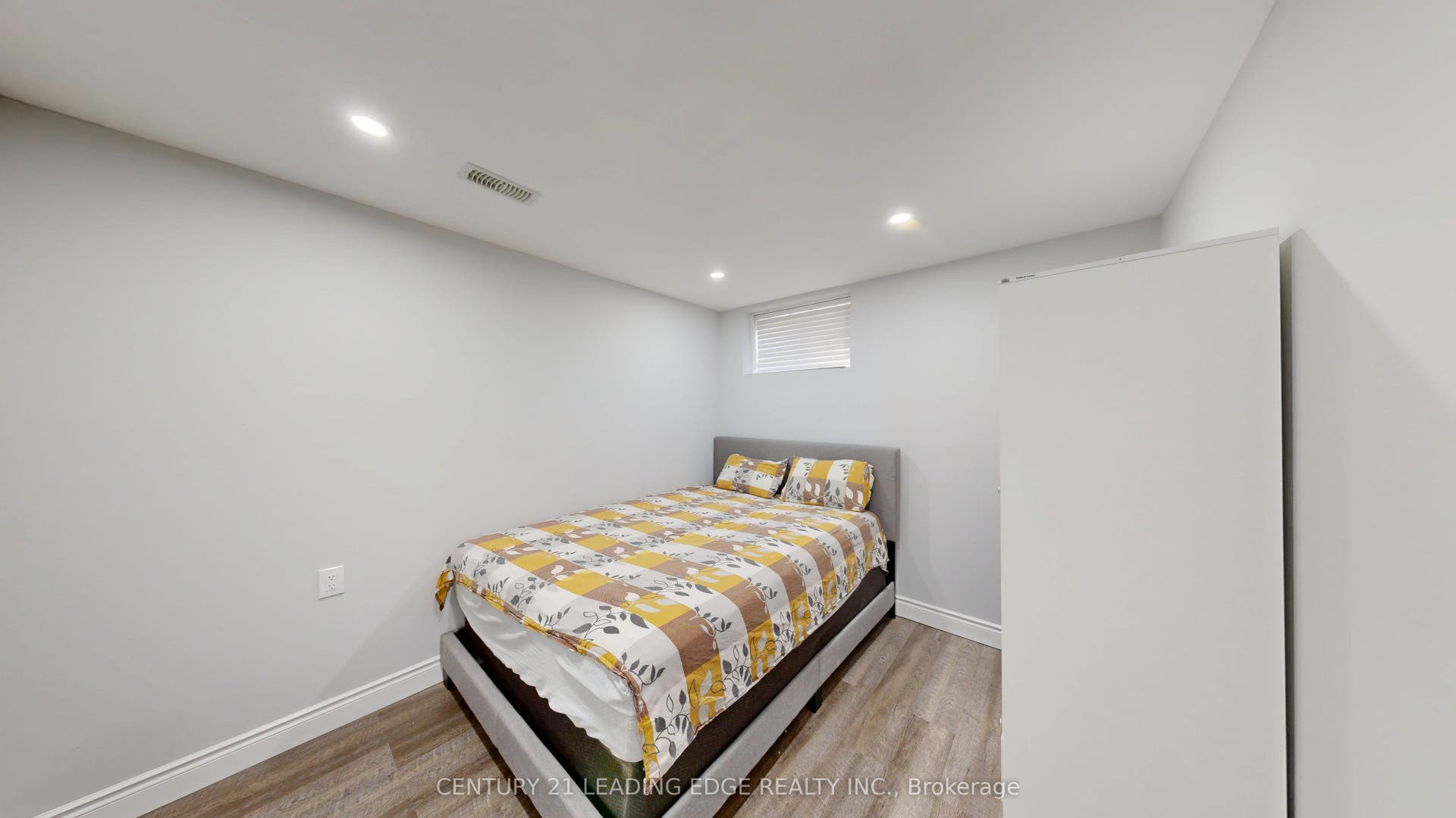 80 Keating Street, Guelph, Wellington ON N1E 7G1 80 Keating Street, Guelph, Wellington ON N1E 7G1