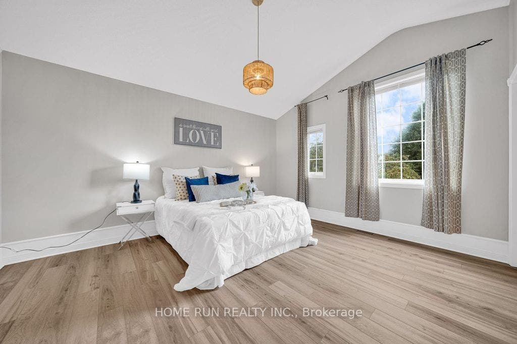 14 Spur Avenue, Kanata, Ottawa ON K2M 2B5 14 Spur Avenue, Kanata, Ottawa ON K2M 2B5