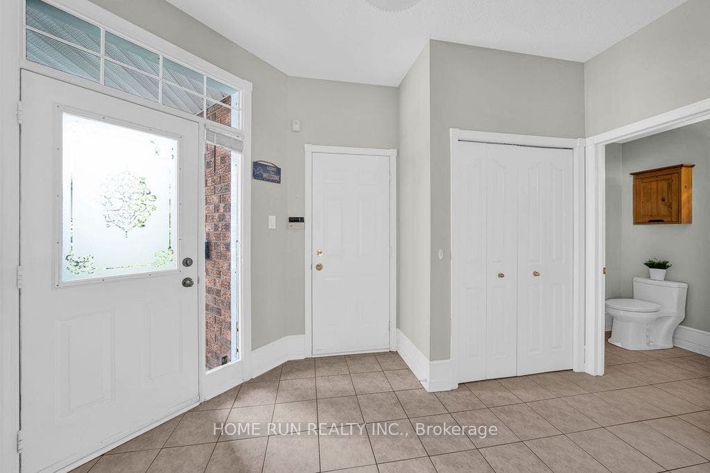 14 Spur Avenue, Kanata, Ottawa ON K2M 2B5 14 Spur Avenue, Kanata, Ottawa ON K2M 2B5