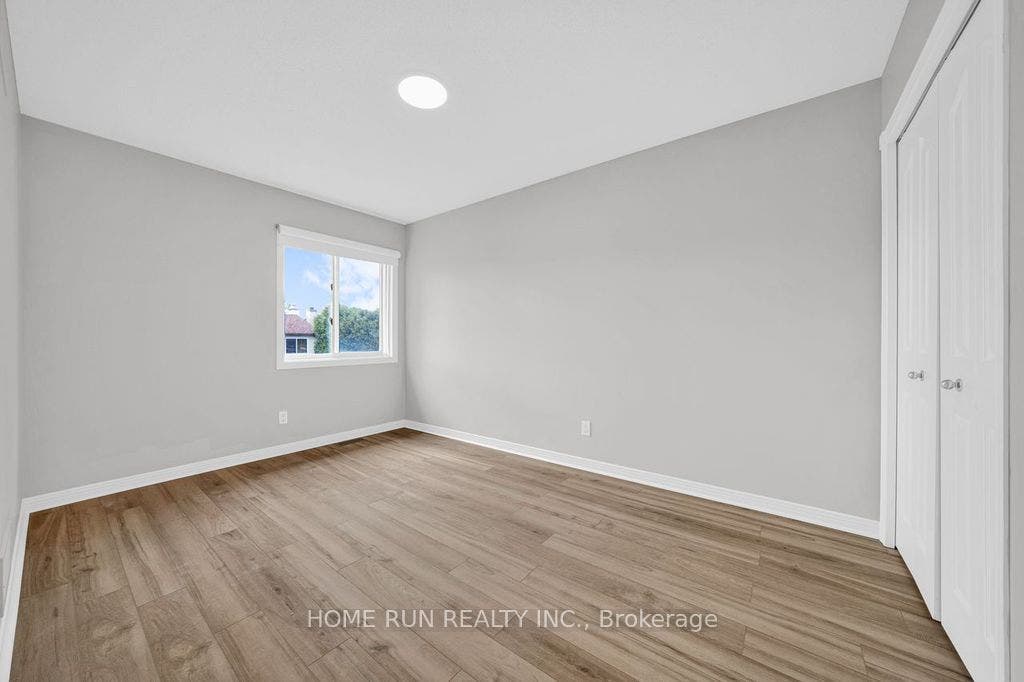 14 Spur Avenue, Kanata, Ottawa ON K2M 2B5 14 Spur Avenue, Kanata, Ottawa ON K2M 2B5