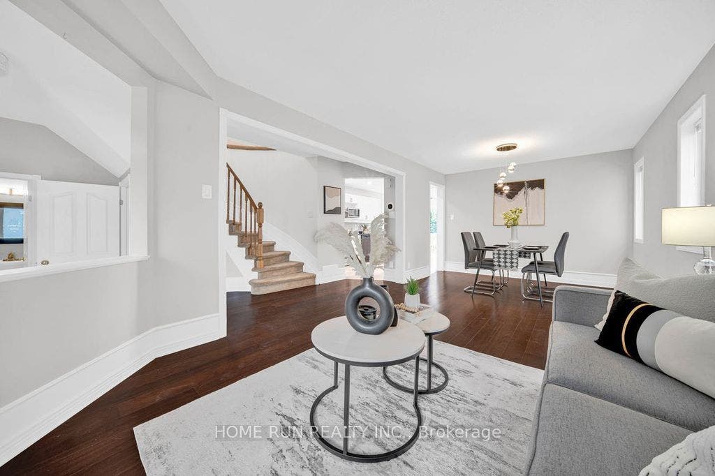 14 Spur Avenue, Kanata, Ottawa ON K2M 2B5 14 Spur Avenue, Kanata, Ottawa ON K2M 2B5