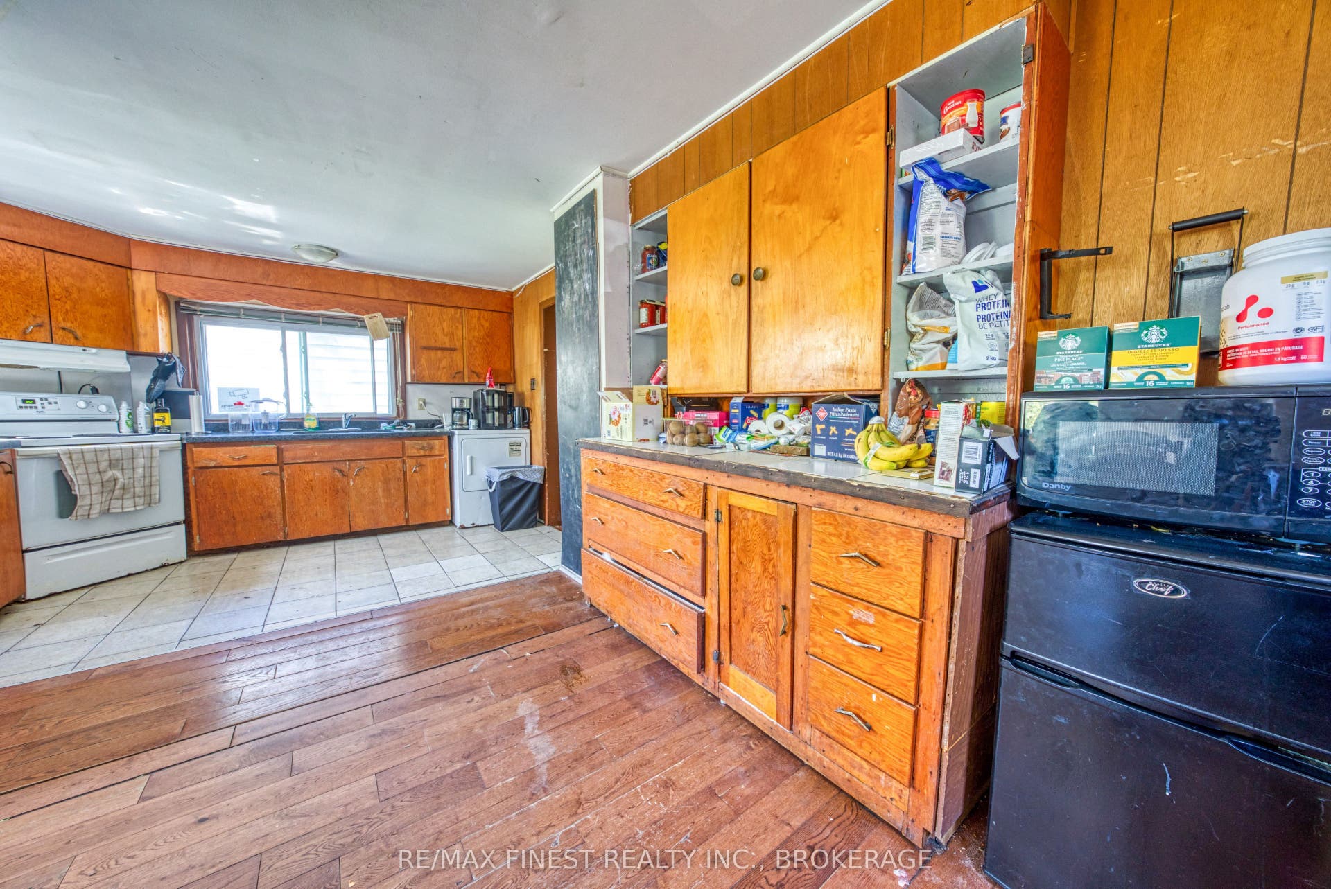 216 Alfred Street, Kingston, Frontenac ON K7L 3R9