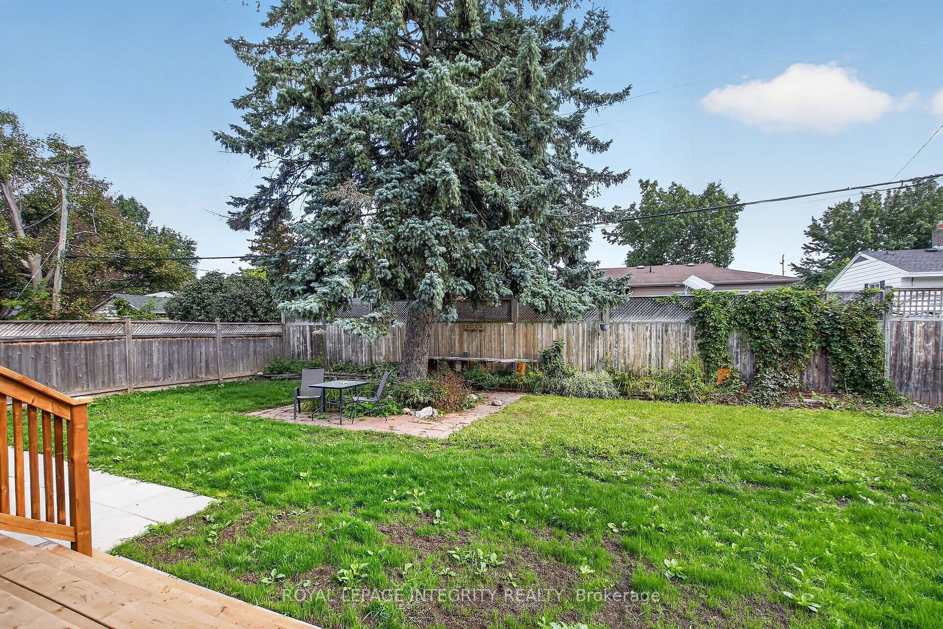1213 Mcwatters Road, Parkway Park - Queensway Terrace S And Area, Ottawa ON K2C 3E7 1213 Mcwatters Road, Parkway Park - Queensway Terrace S And Area, Ottawa ON K2C 3E7