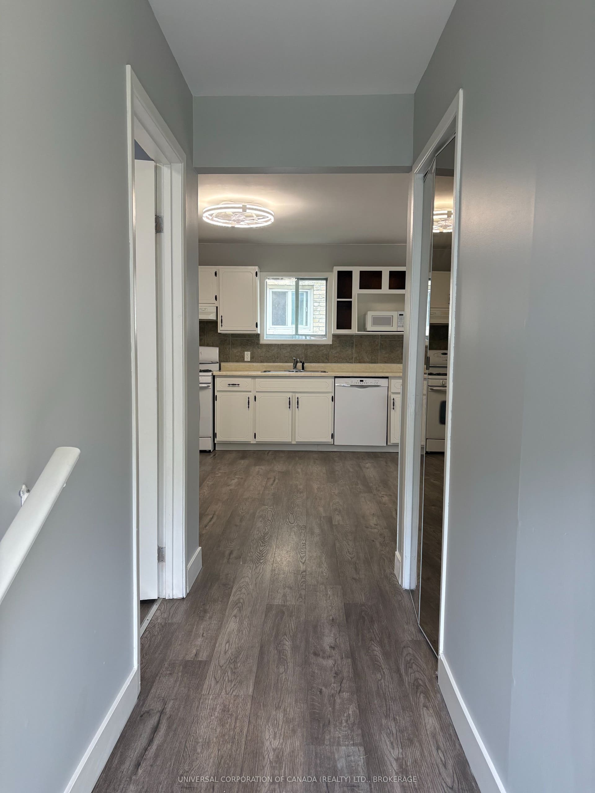 97 Chesley Avenue, London East, Middlesex ON N5Z 2C3
