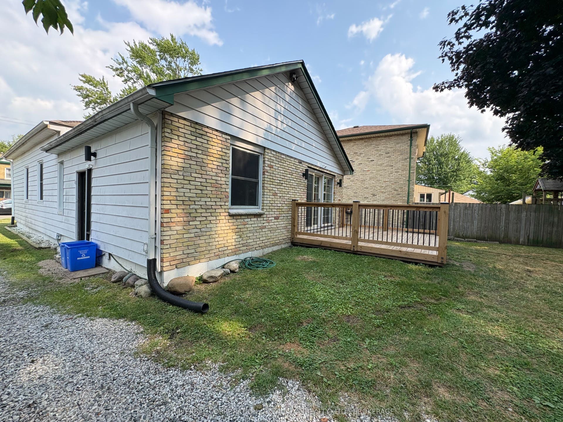 97 Chesley Avenue, London East, Middlesex ON N5Z 2C3