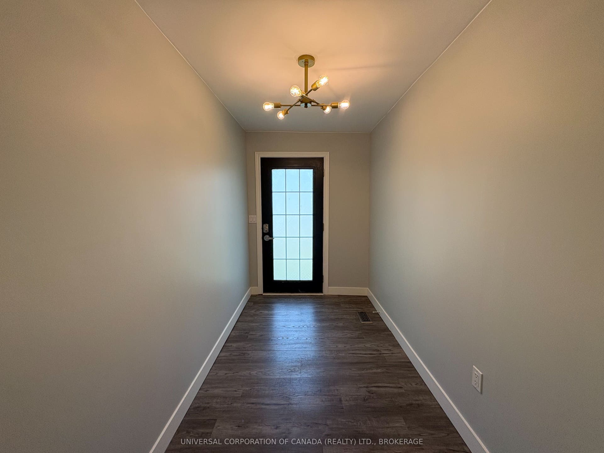 97 Chesley Avenue, London East, Middlesex ON N5Z 2C3