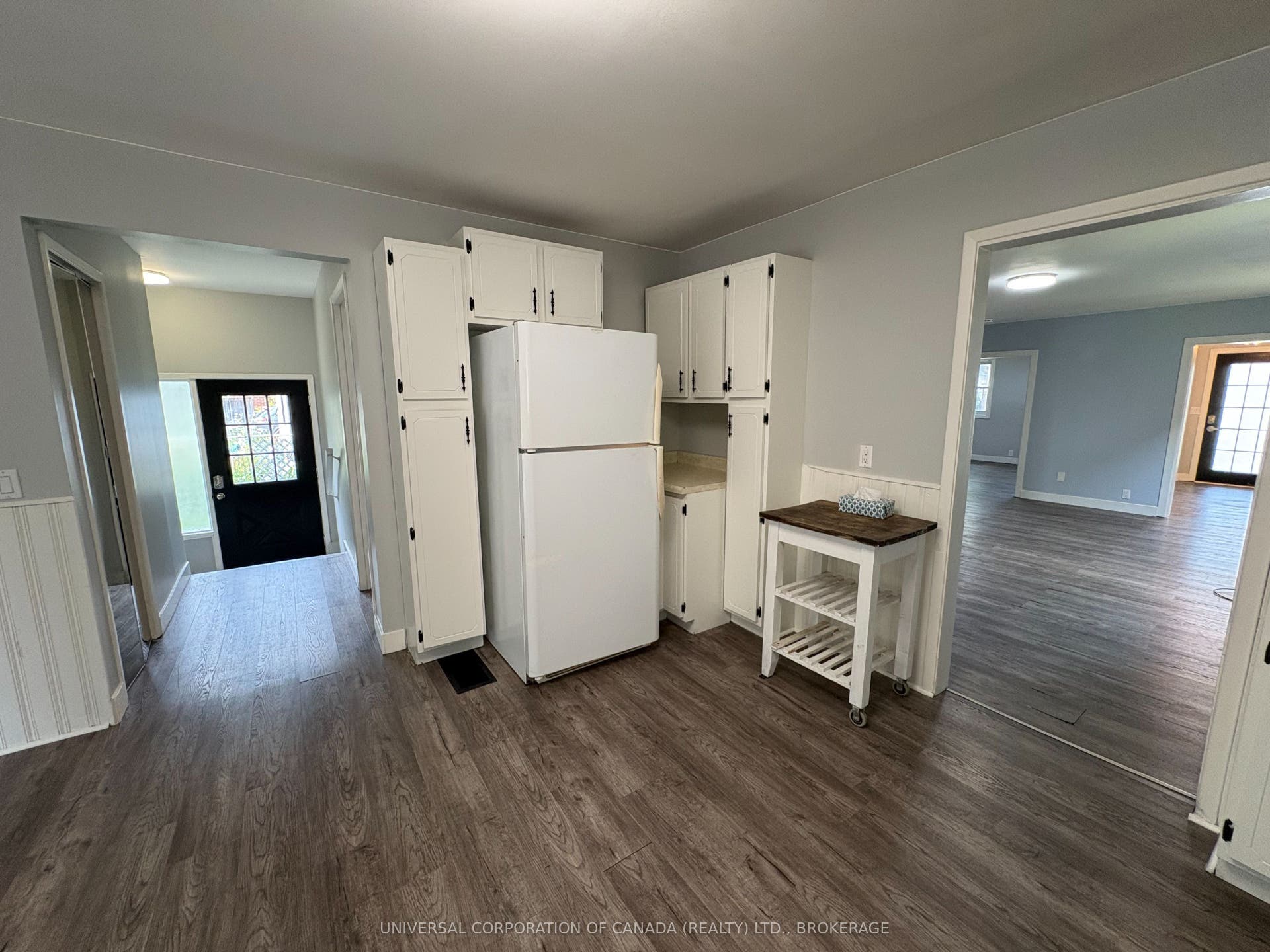 97 Chesley Avenue, London East, Middlesex ON N5Z 2C3