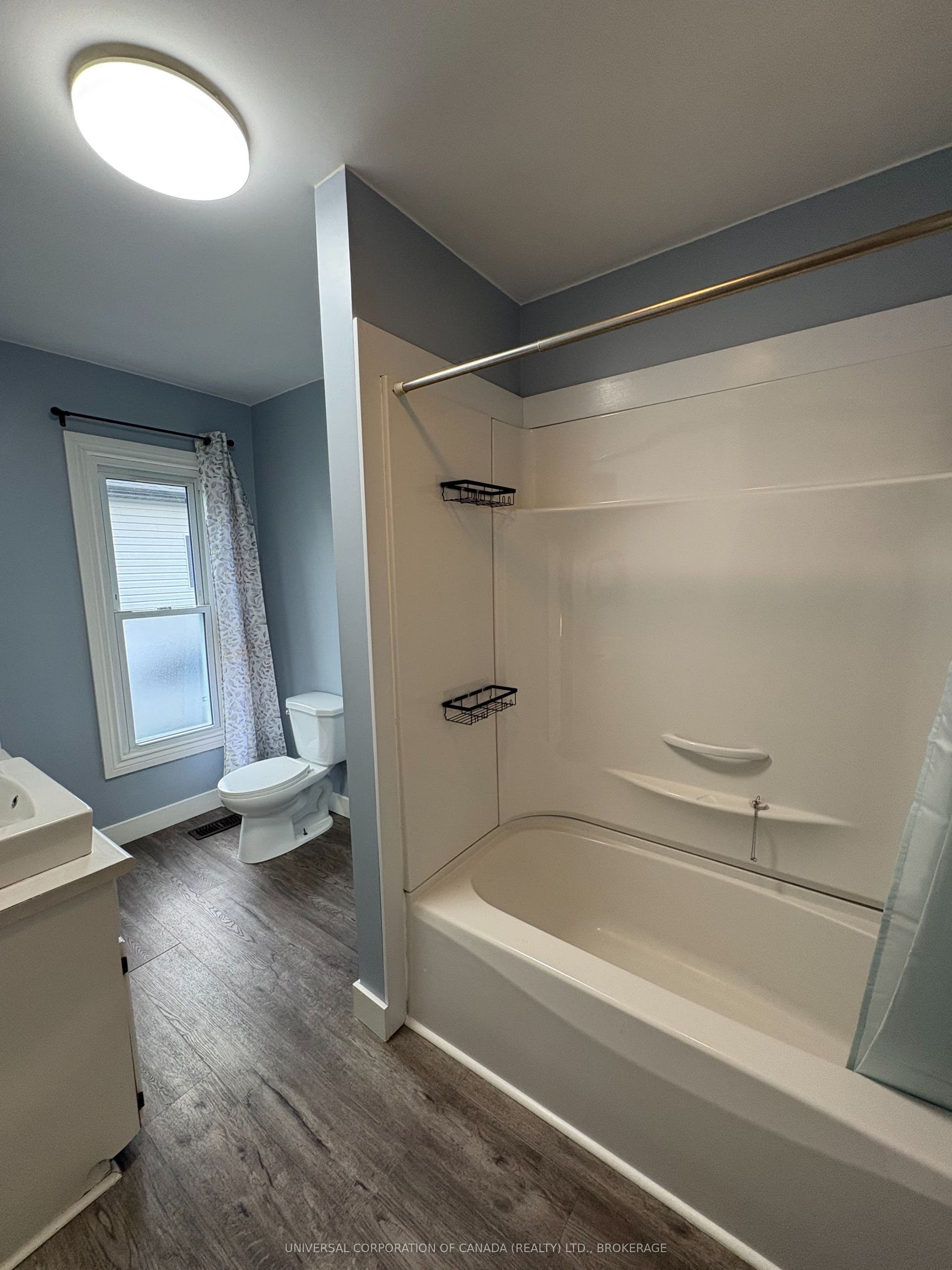 97 Chesley Avenue, London East, Middlesex ON N5Z 2C3