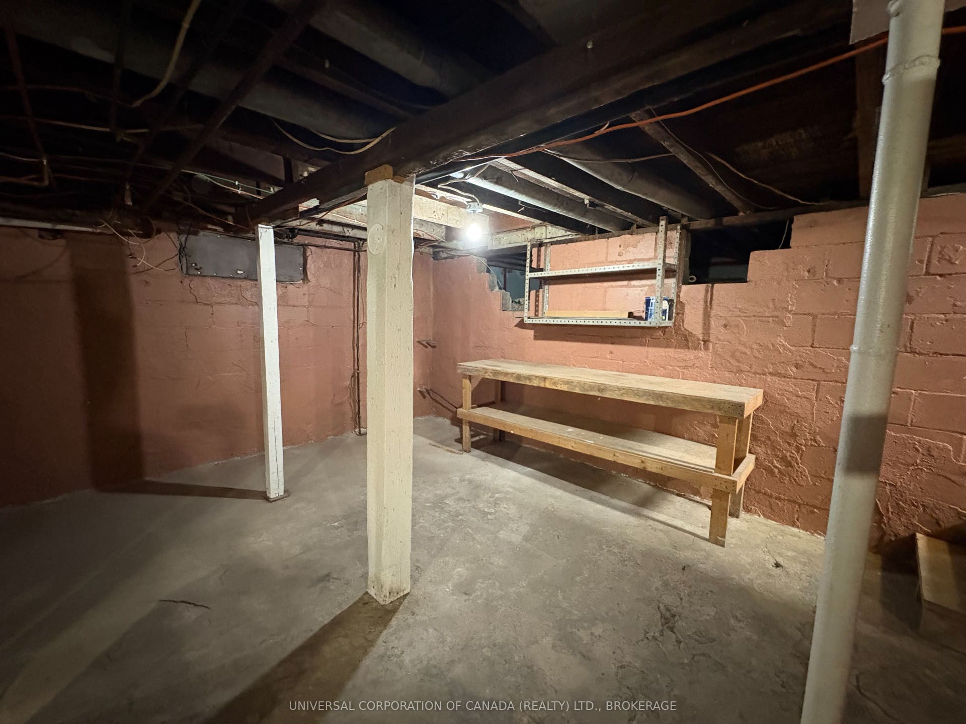 97 Chesley Avenue, London East, Middlesex ON N5Z 2C3