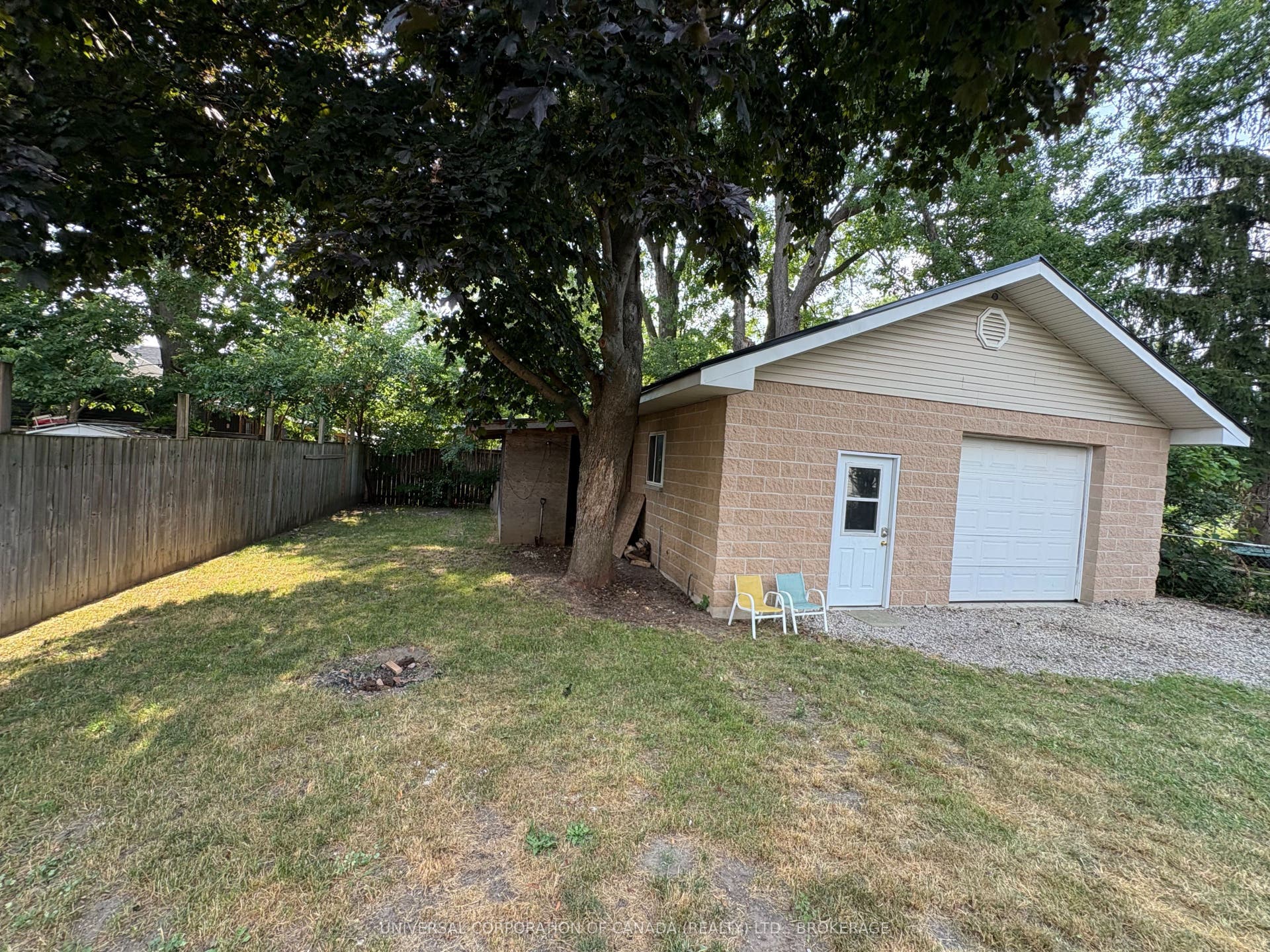 97 Chesley Avenue, London East, Middlesex ON N5Z 2C3