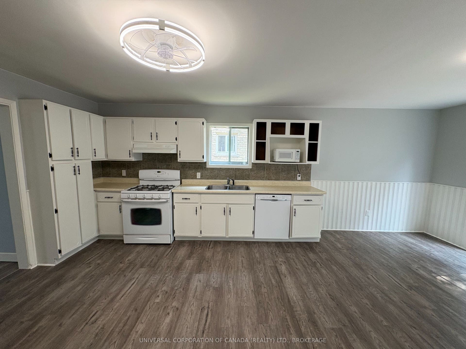97 Chesley Avenue, London East, Middlesex ON N5Z 2C3