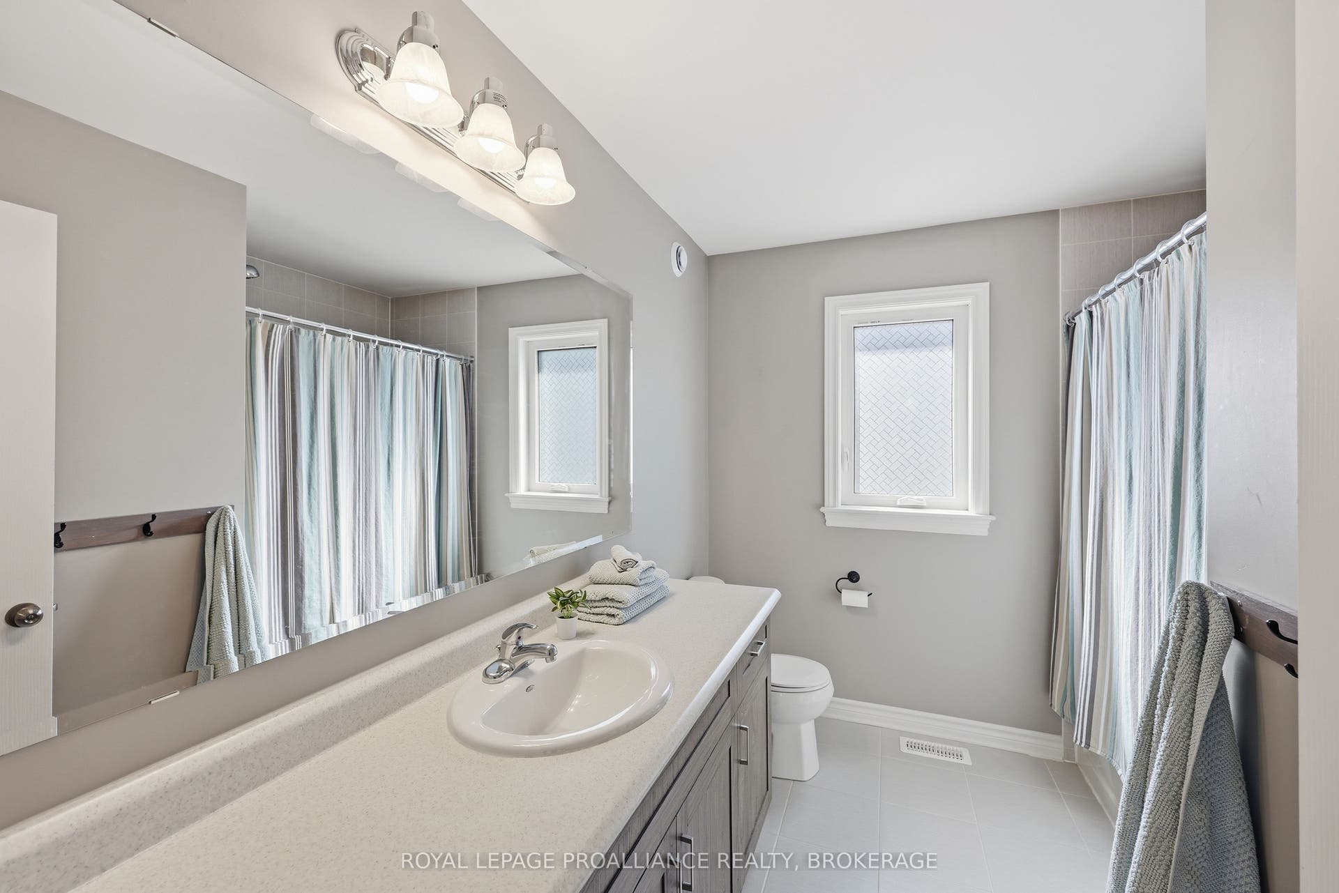 1369 Waterside Way, Kingston, Frontenac ON K7K 0G2 1369 Waterside Way, Kingston, Frontenac ON K7K 0G2