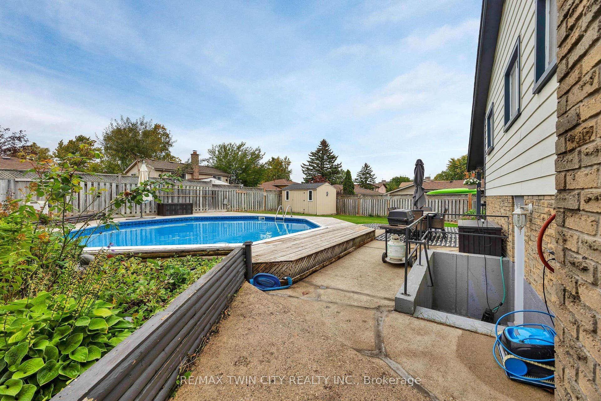 42 Blackwell Drive, Kitchener, Waterloo ON N2N 1P8
