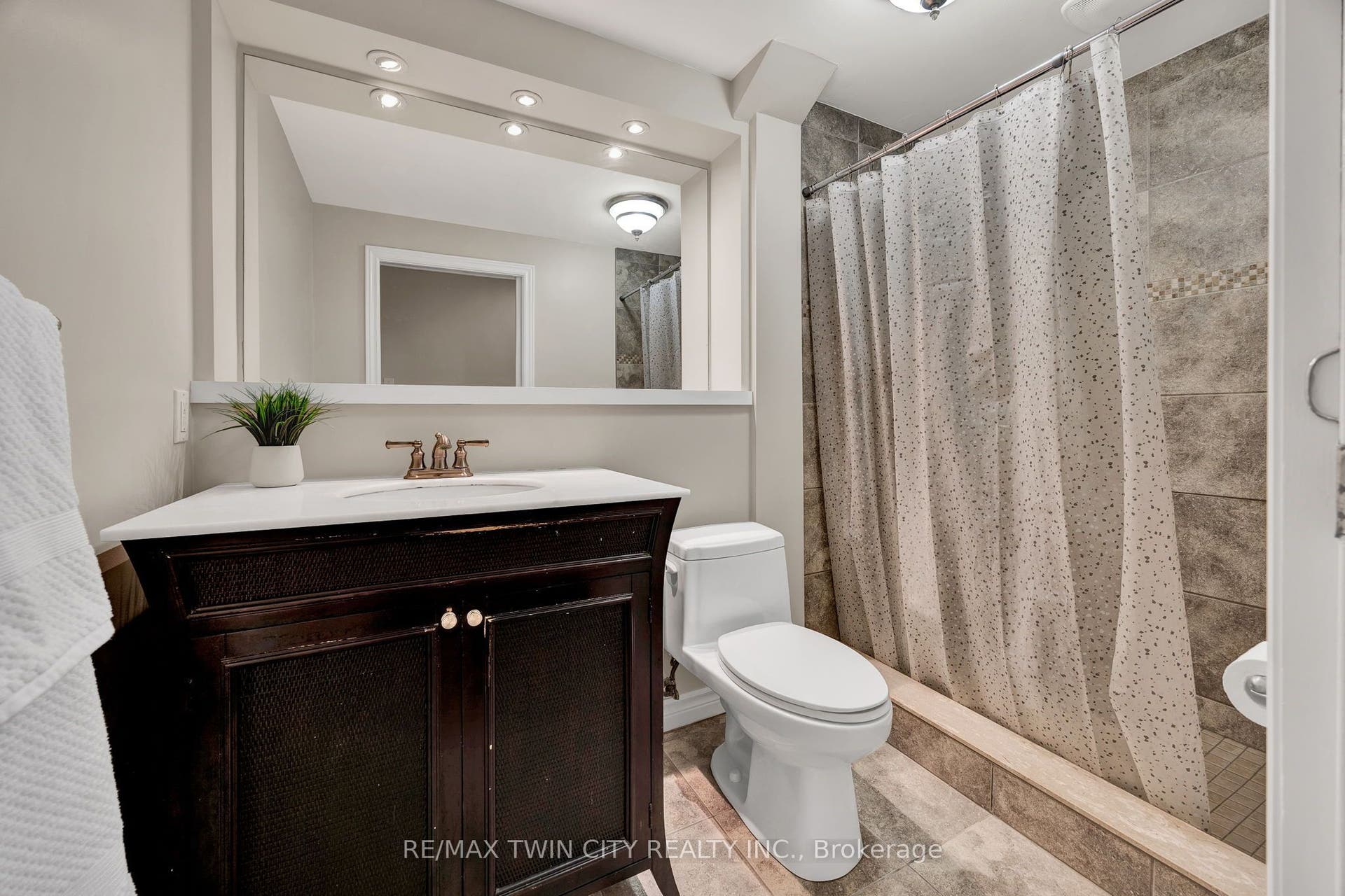 42 Blackwell Drive, Kitchener, Waterloo ON N2N 1P8
