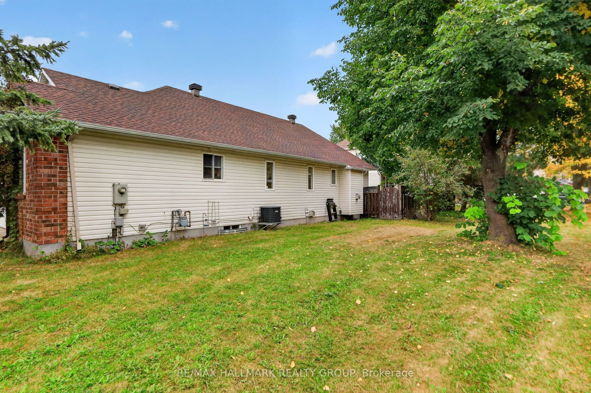 23 North Harrow Drive, Barrhaven, Ottawa ON K2J 4V7