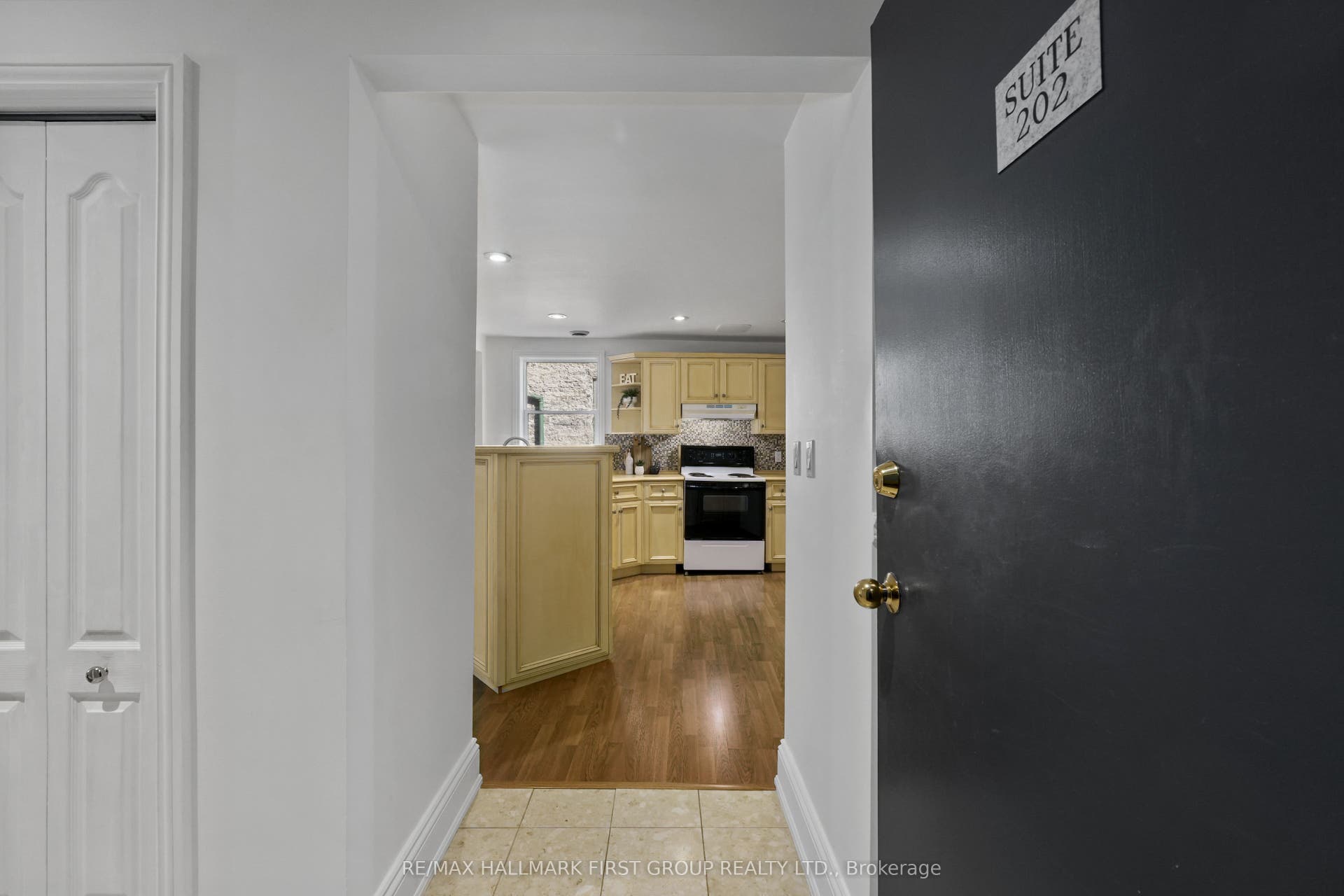 19 King Street W, #202, Cobourg, Northumberland ON K9A 2M1